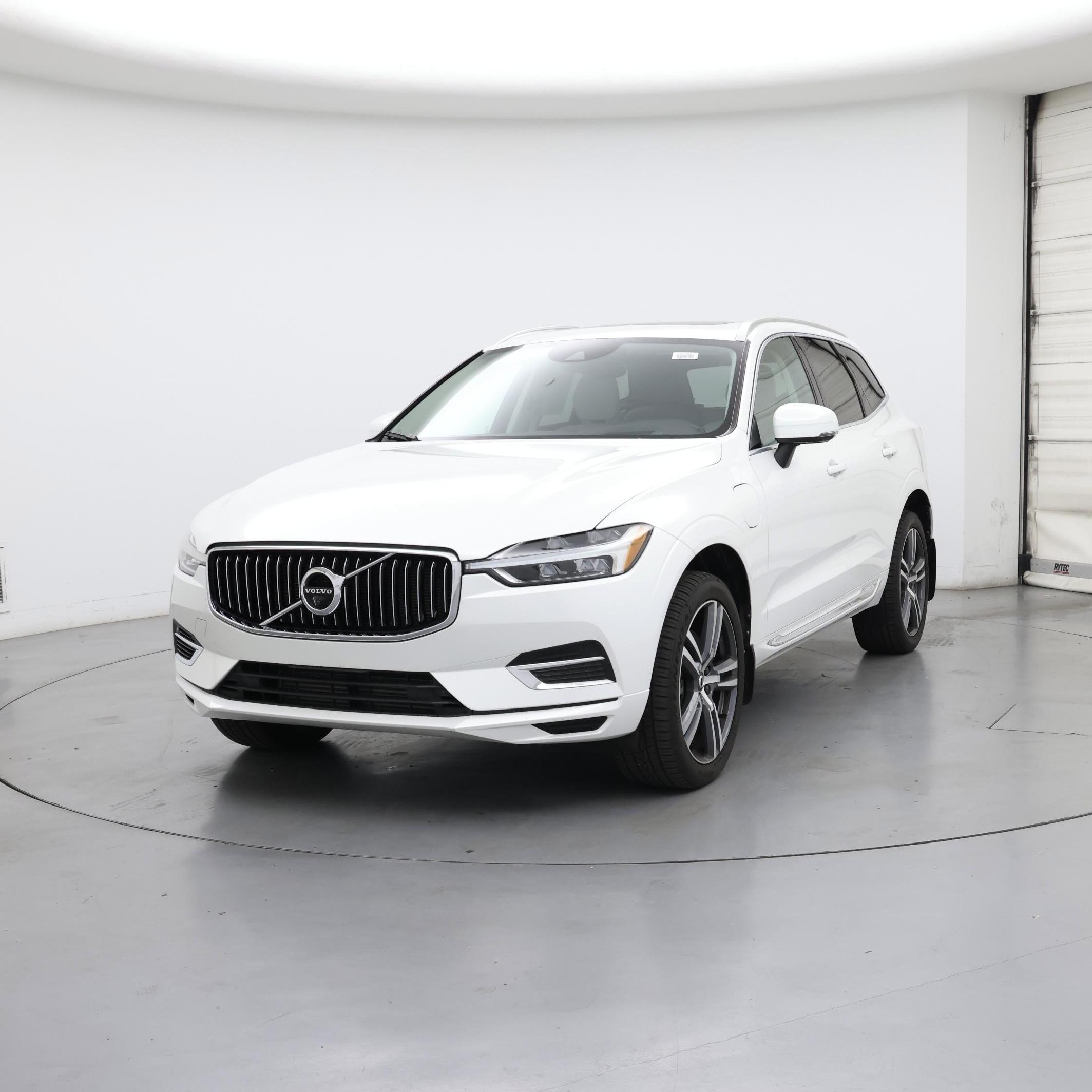 Thumbnail: 2021 Volvo XC60 - 4