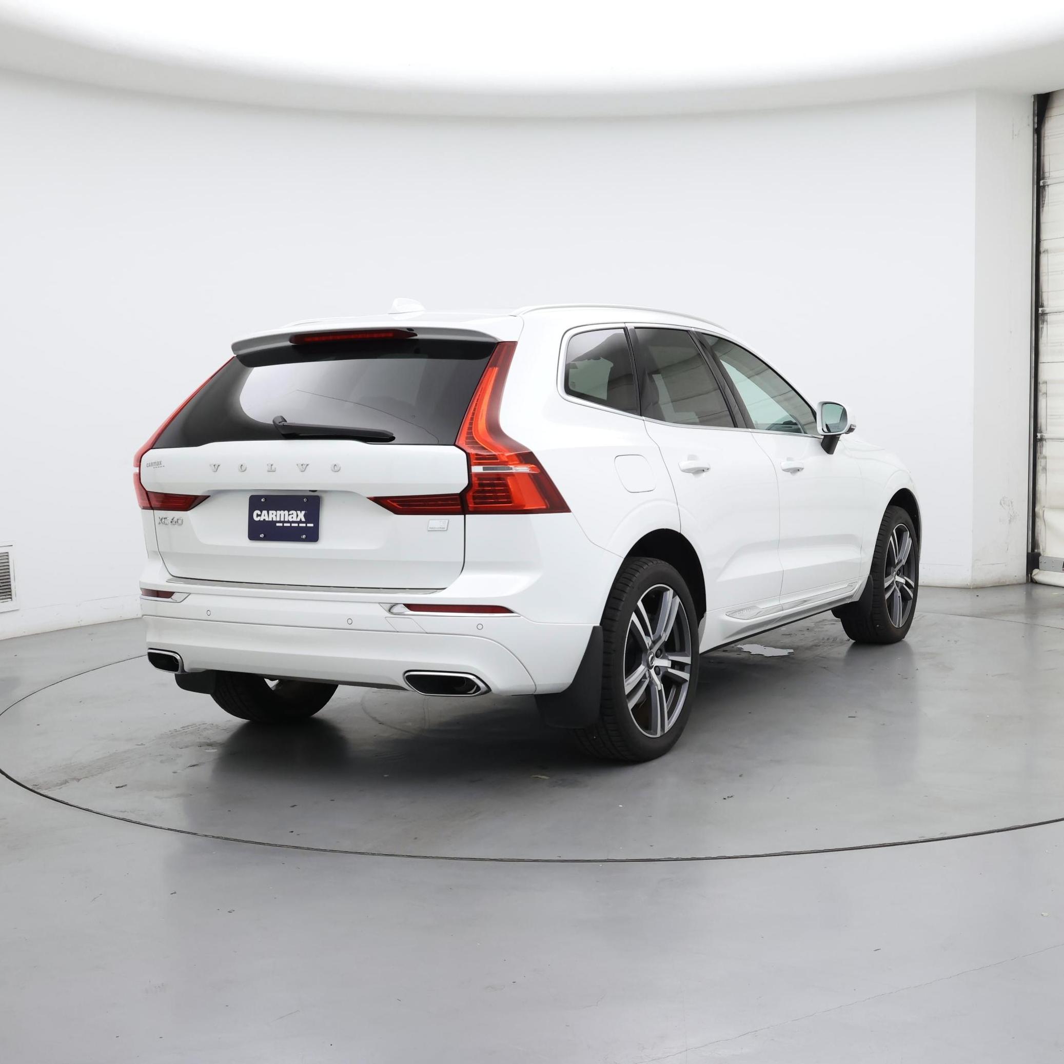 Thumbnail: 2021 Volvo XC60 - 8