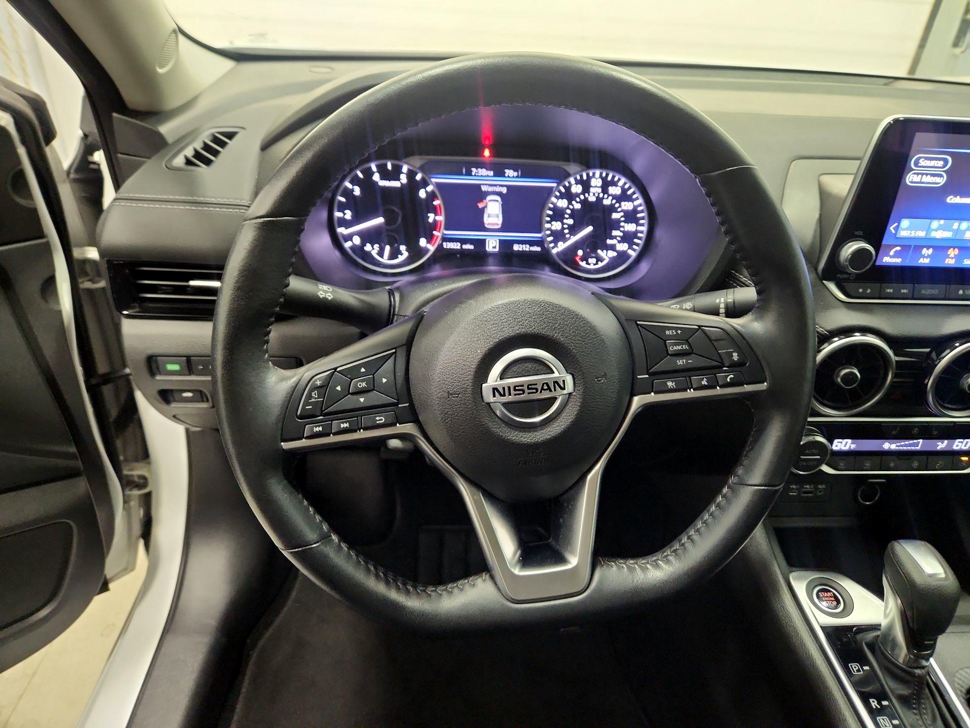 Thumbnail: 2023 Nissan Sentra - 10