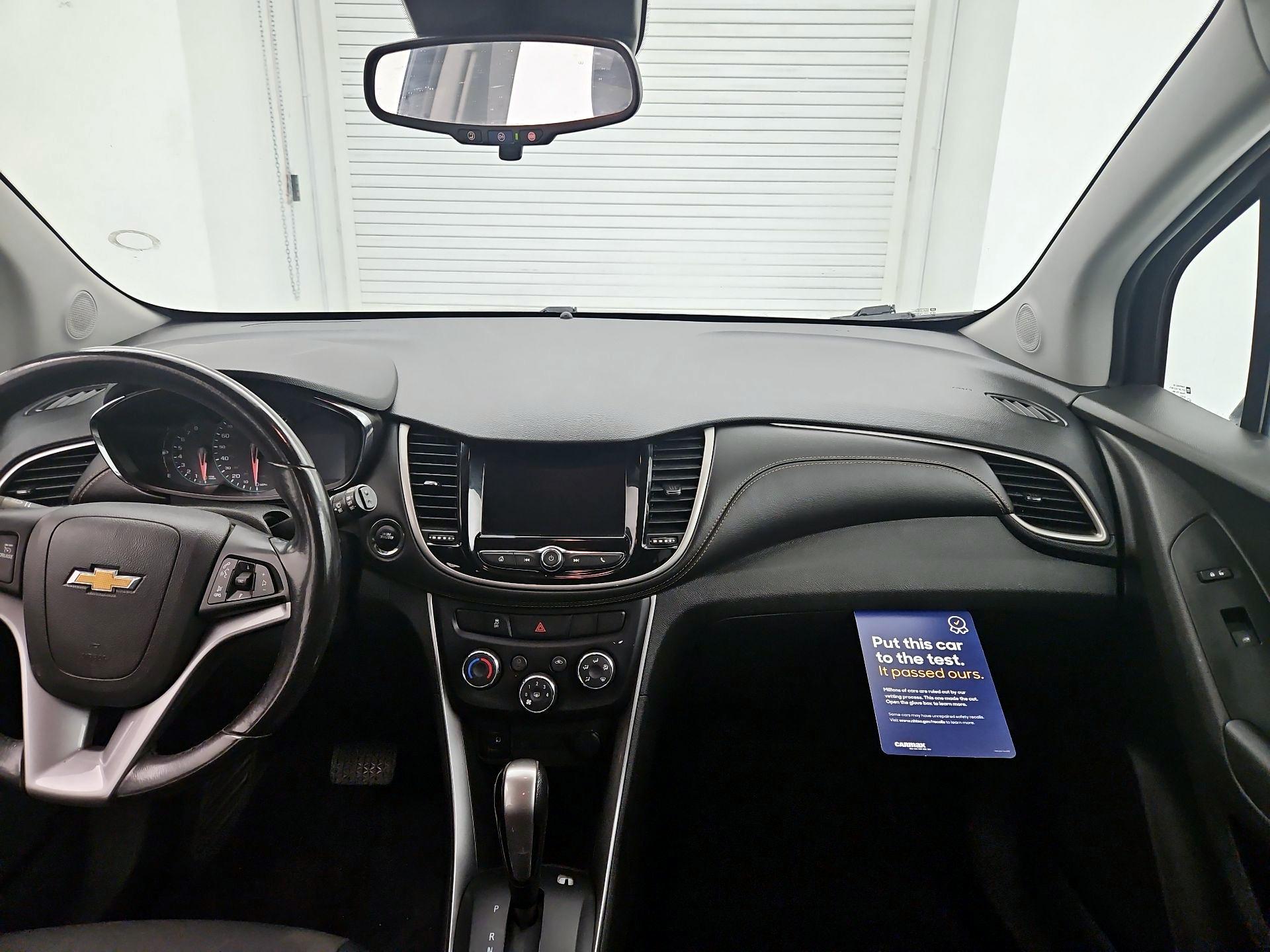 Thumbnail: 2020 Chevrolet Trax - 9