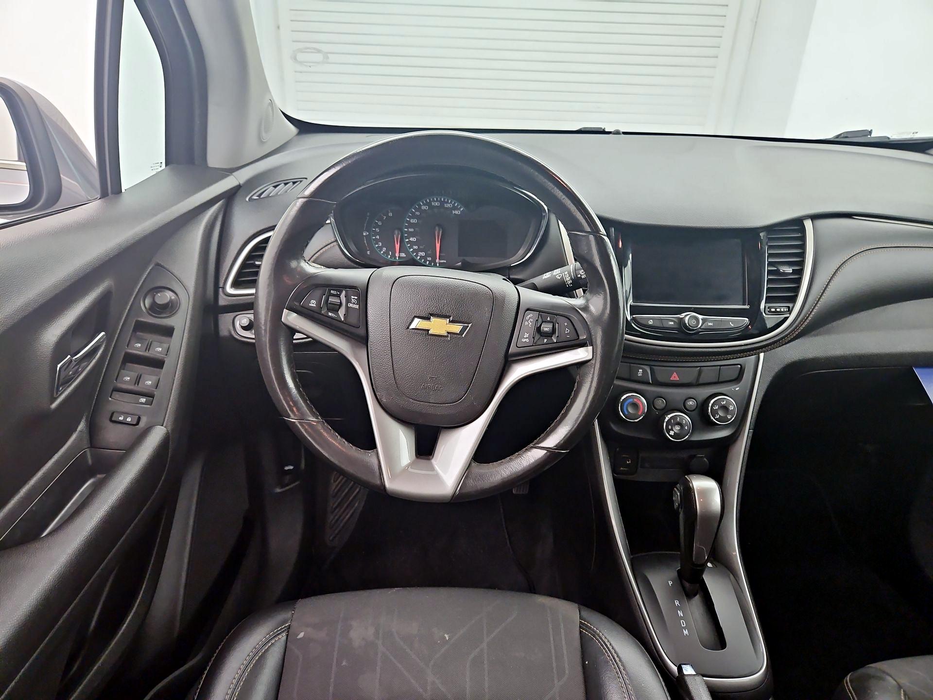 Thumbnail: 2020 Chevrolet Trax - 10