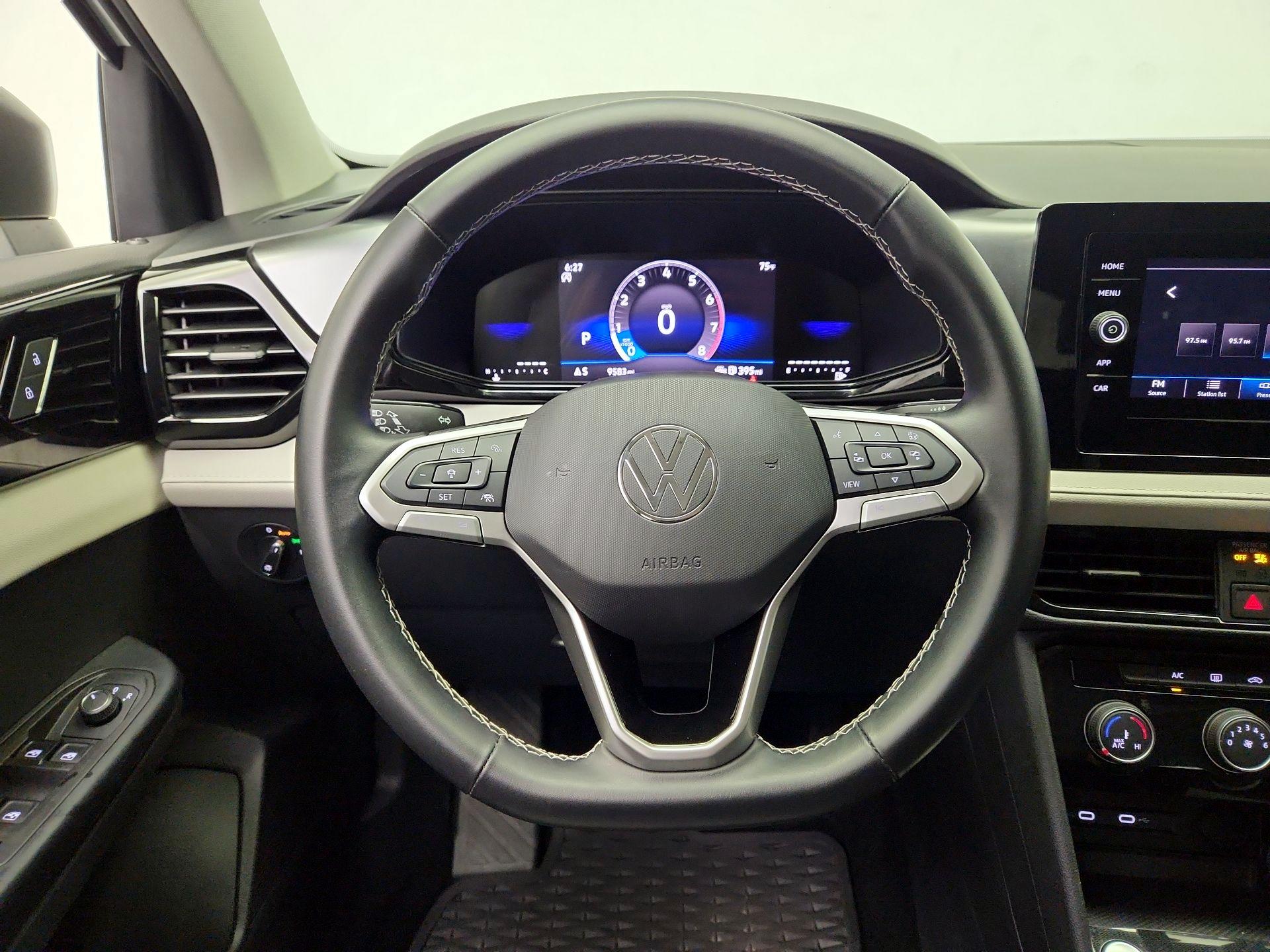 Thumbnail: 2025 Volkswagen Taos - 10