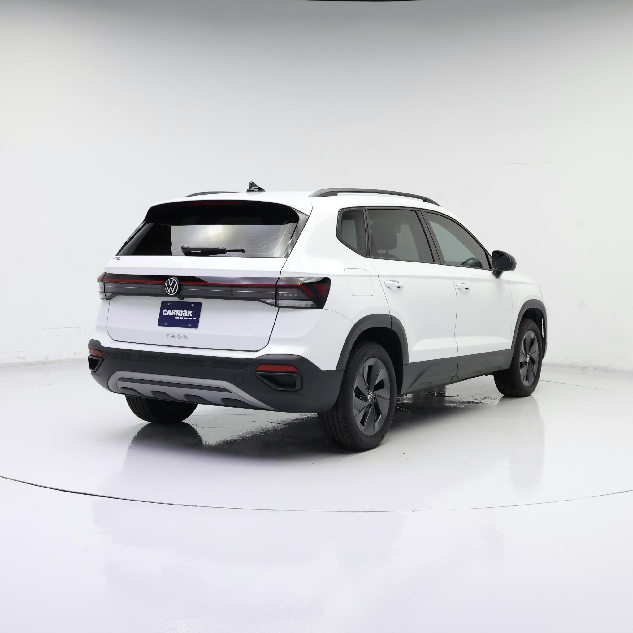 Thumbnail: 2025 Volkswagen Taos - 8