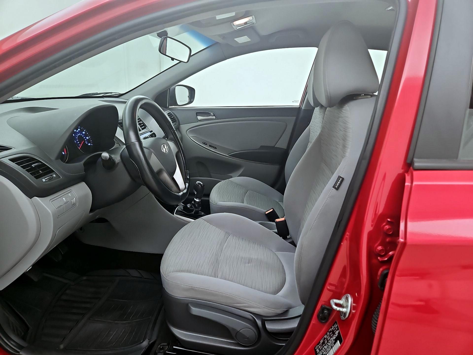 Thumbnail: 2017 Hyundai Accent - 11