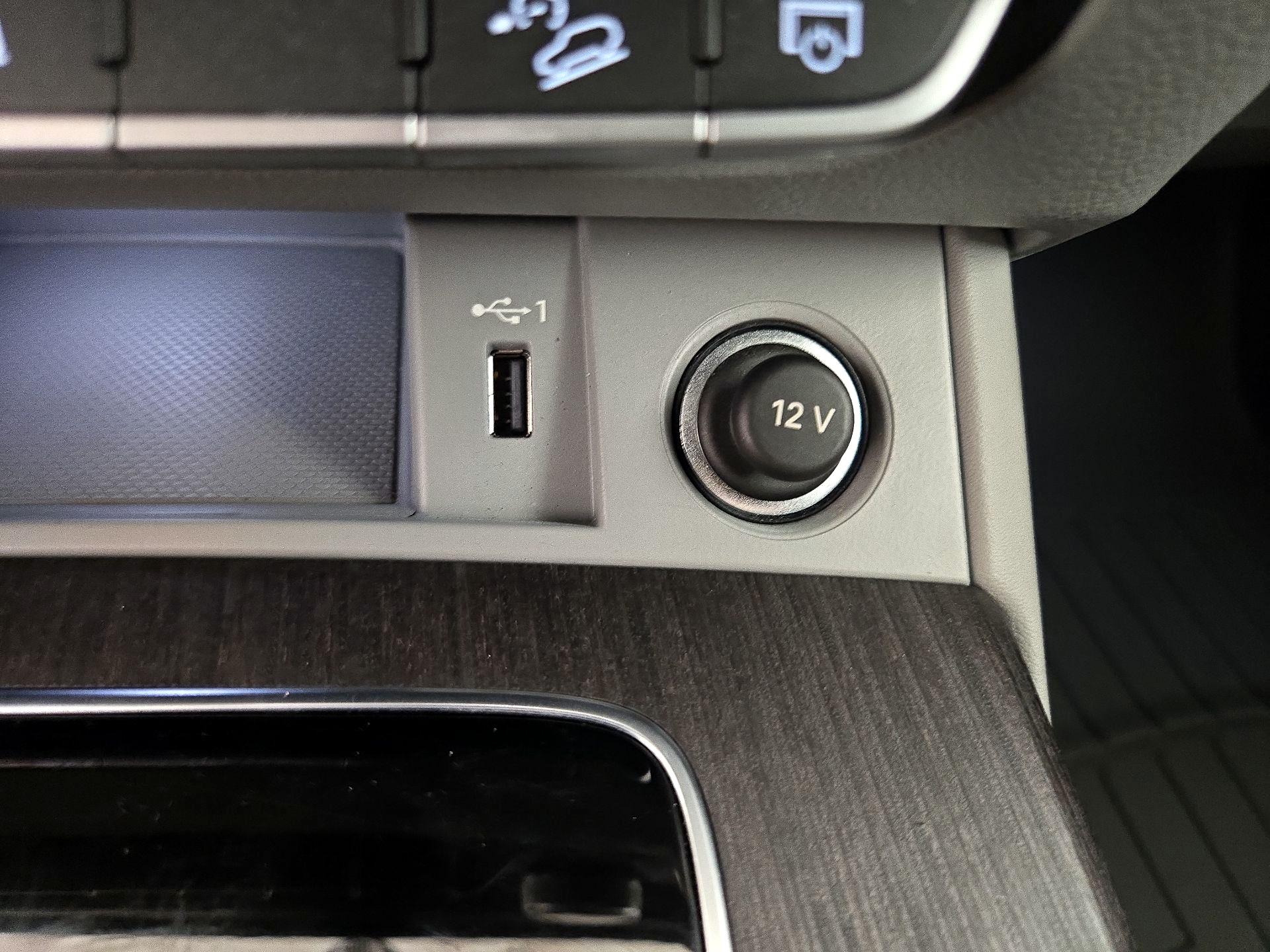 Thumbnail: 2022 Audi Q5 - 19