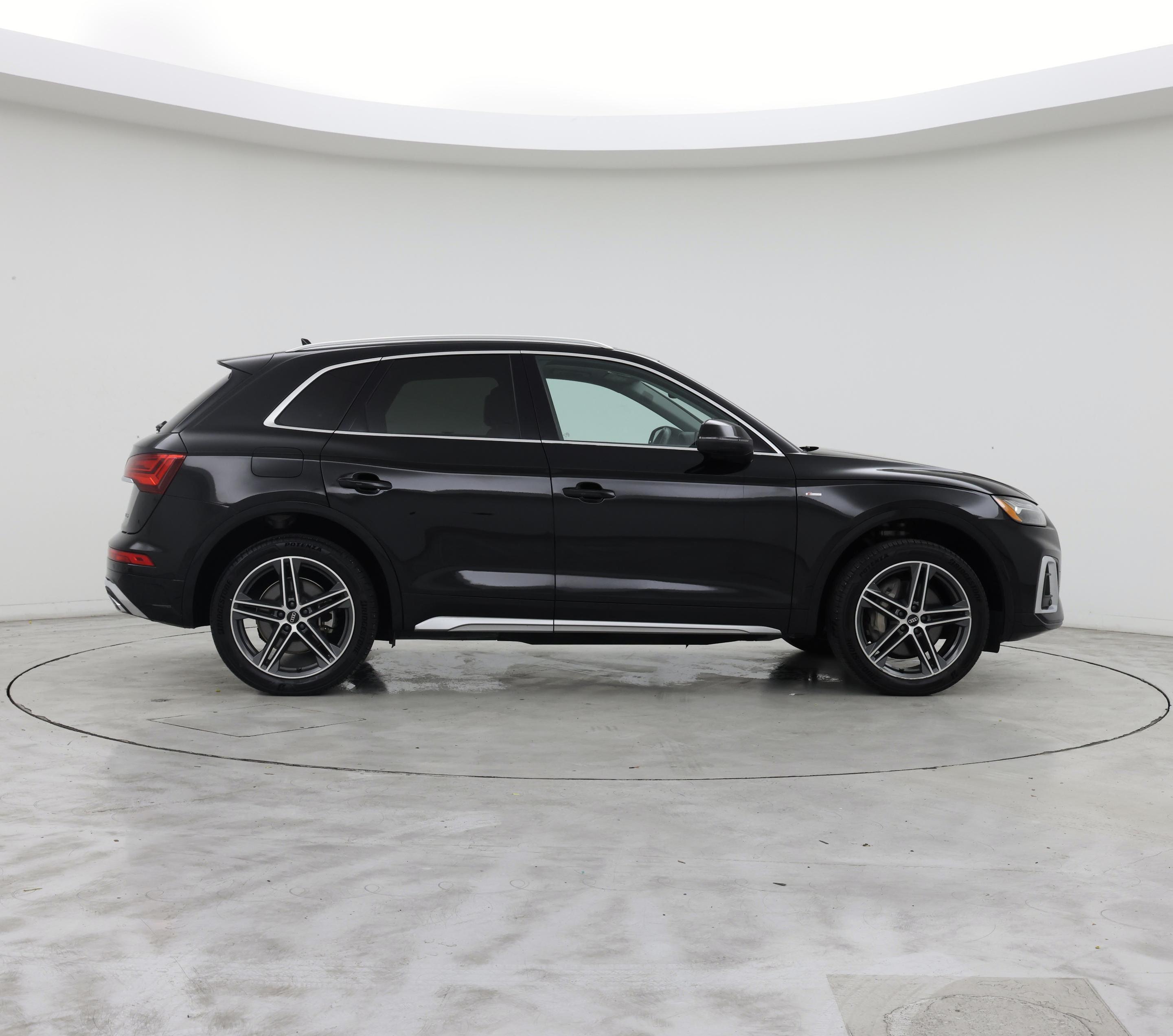 Thumbnail: 2022 Audi Q5 - 7