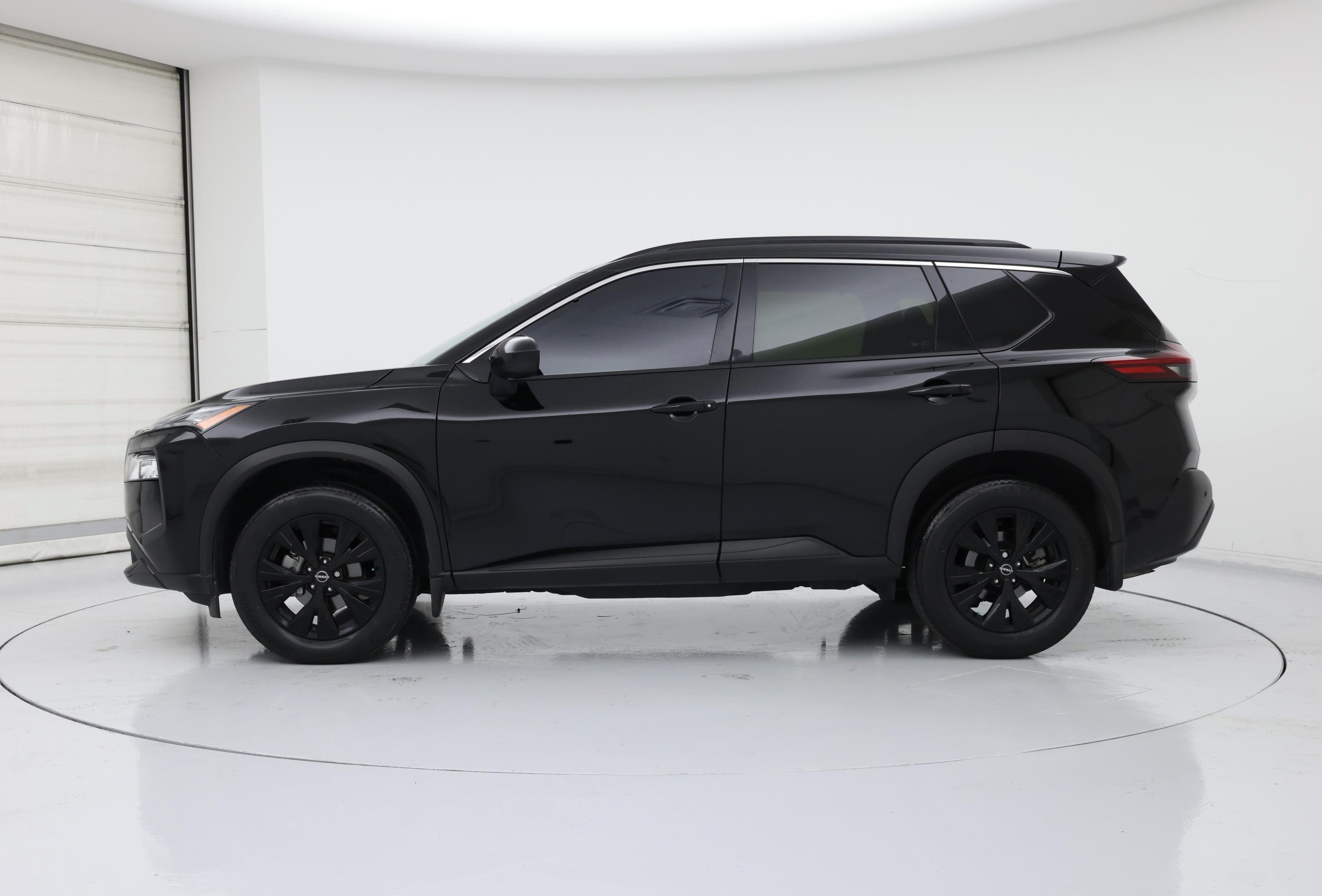 Thumbnail: 2023 Nissan Rogue - 3