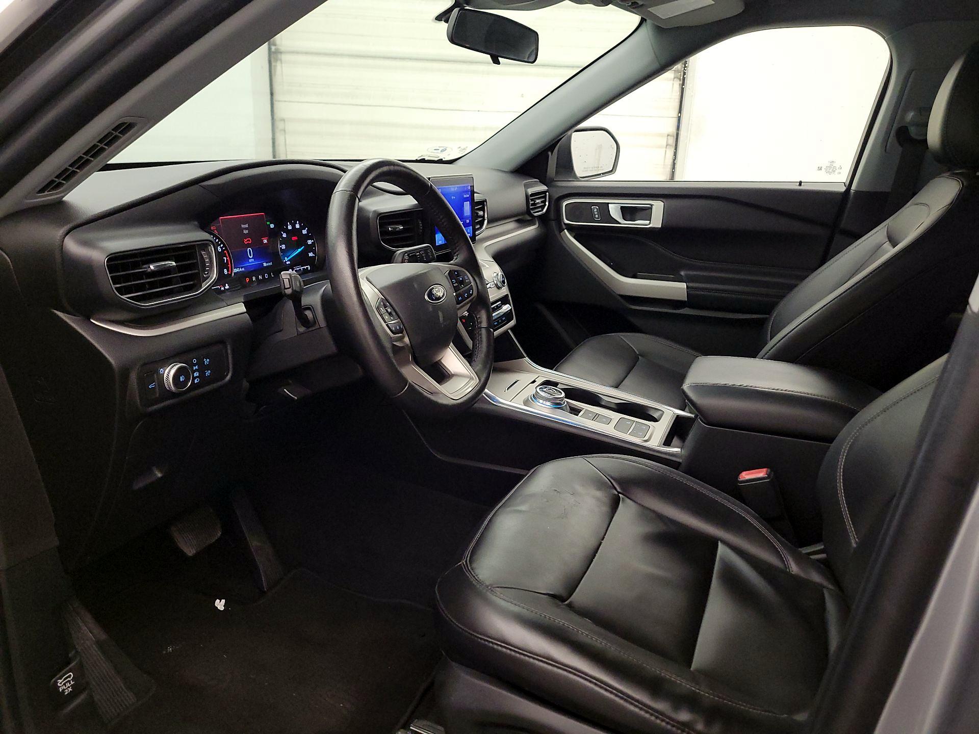 Thumbnail: 2022 Ford Explorer - 11