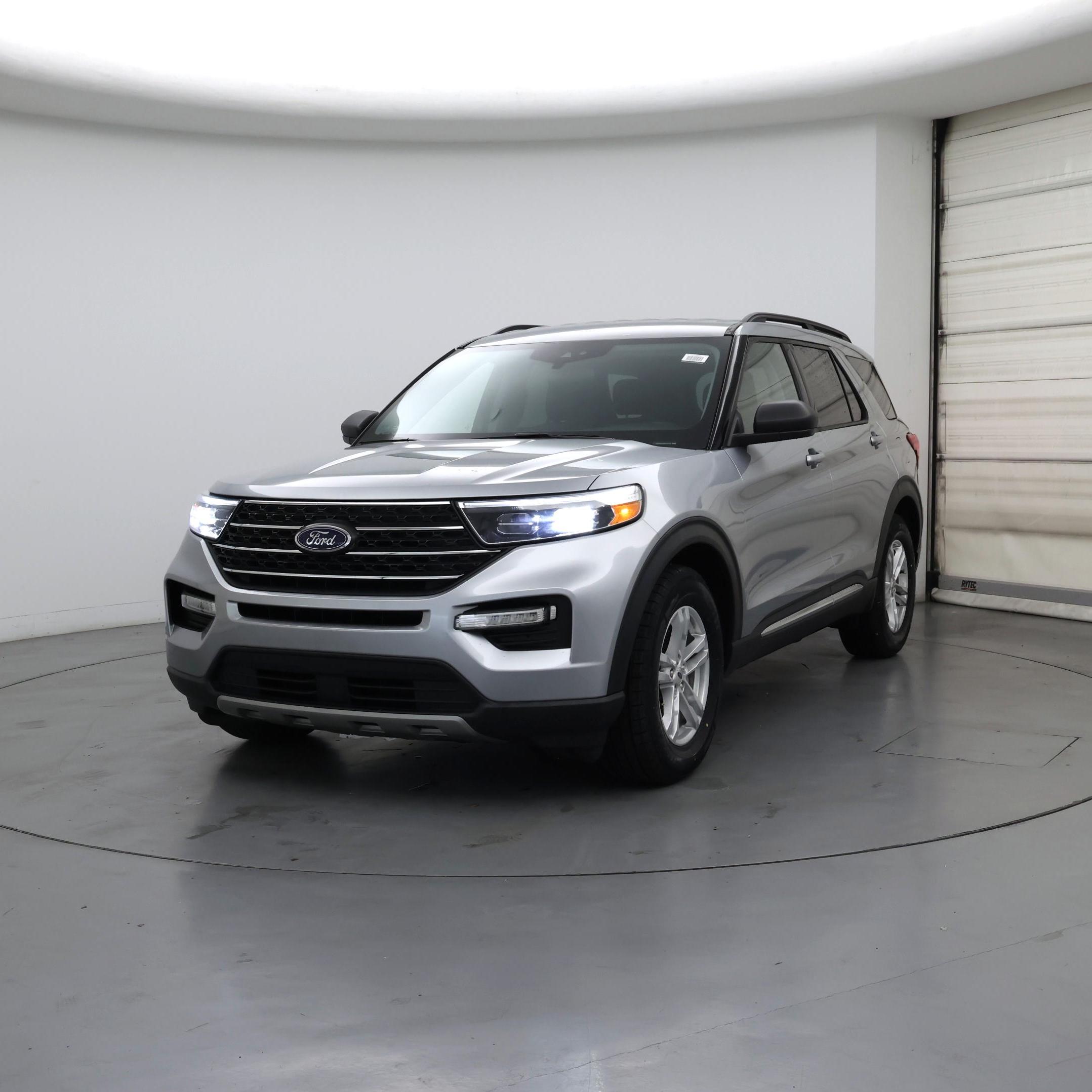 Thumbnail: 2022 Ford Explorer - 4