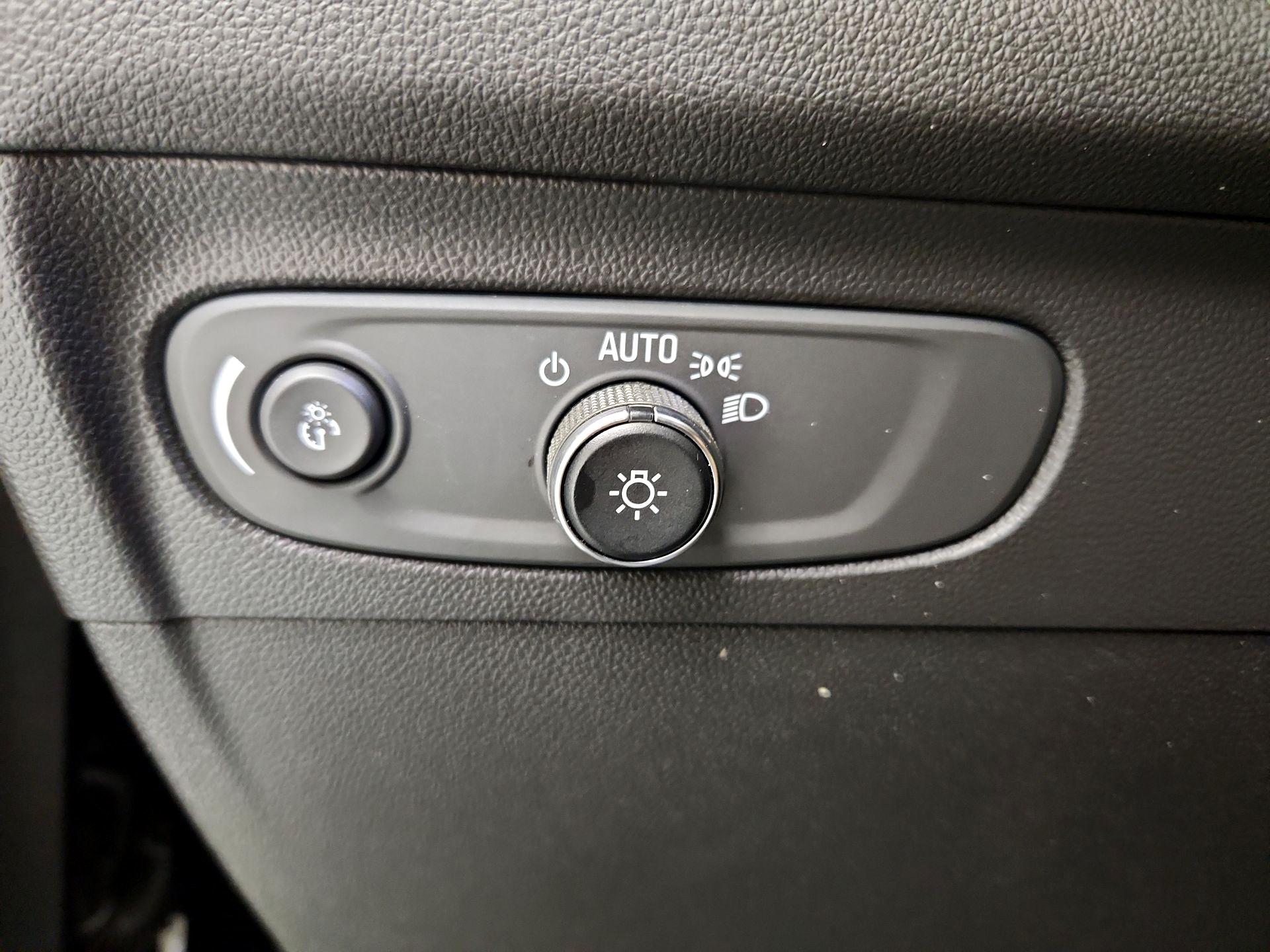 Thumbnail: 2021 Buick Envision - 13