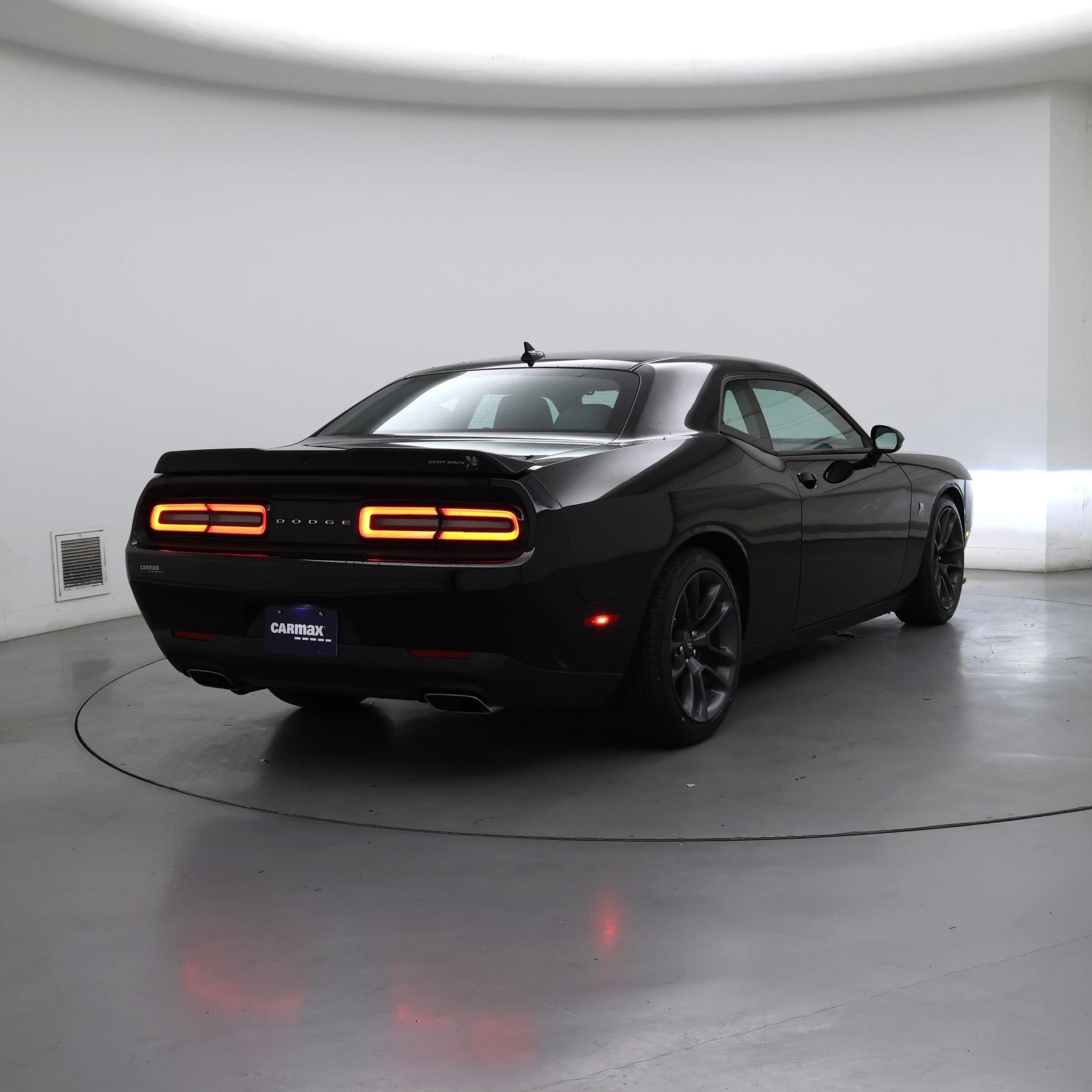 Thumbnail: 2022 Dodge Challenger - 8