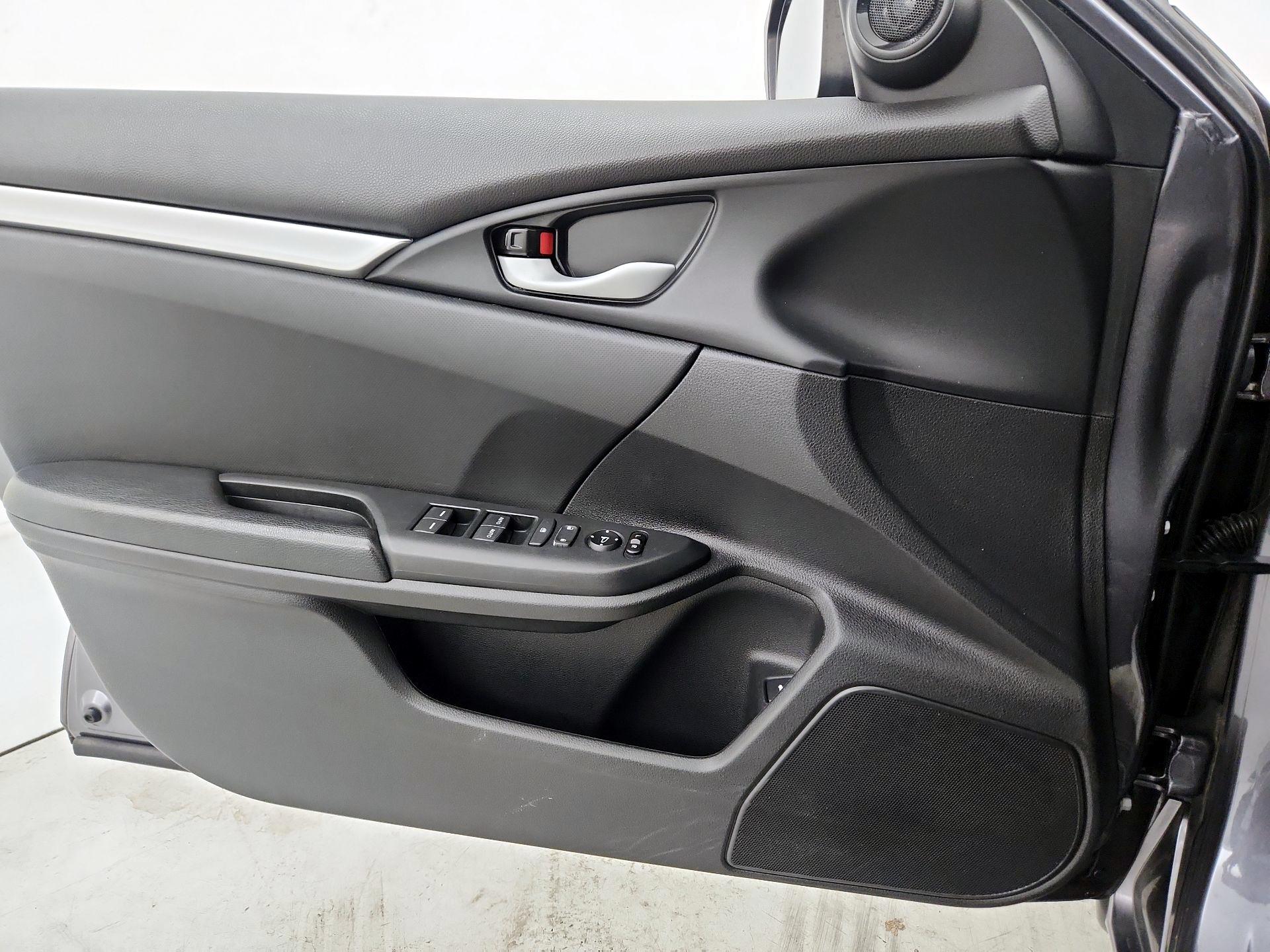 Thumbnail: 2020 Honda Civic - 12