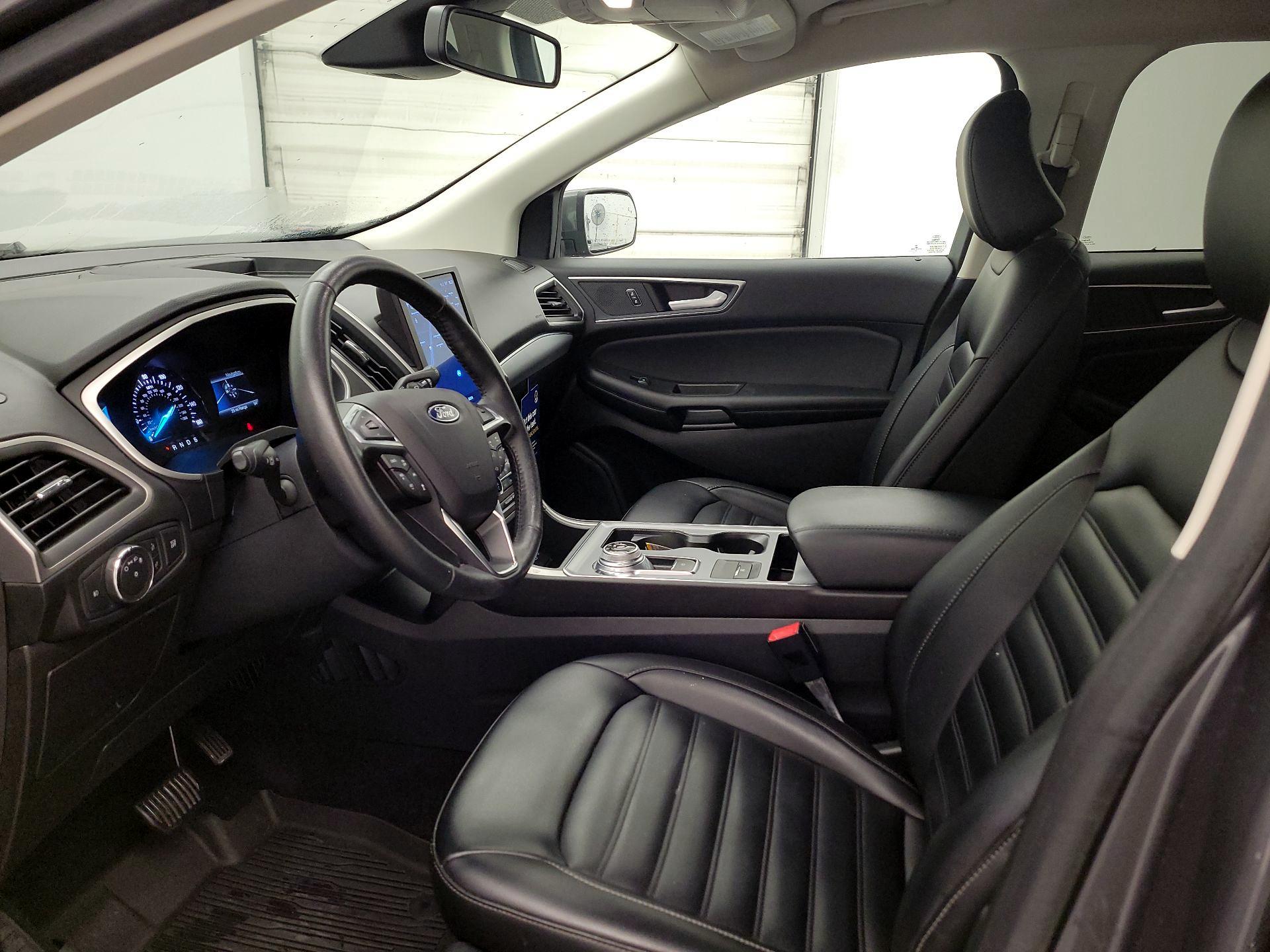 Thumbnail: 2021 Ford Edge - 11