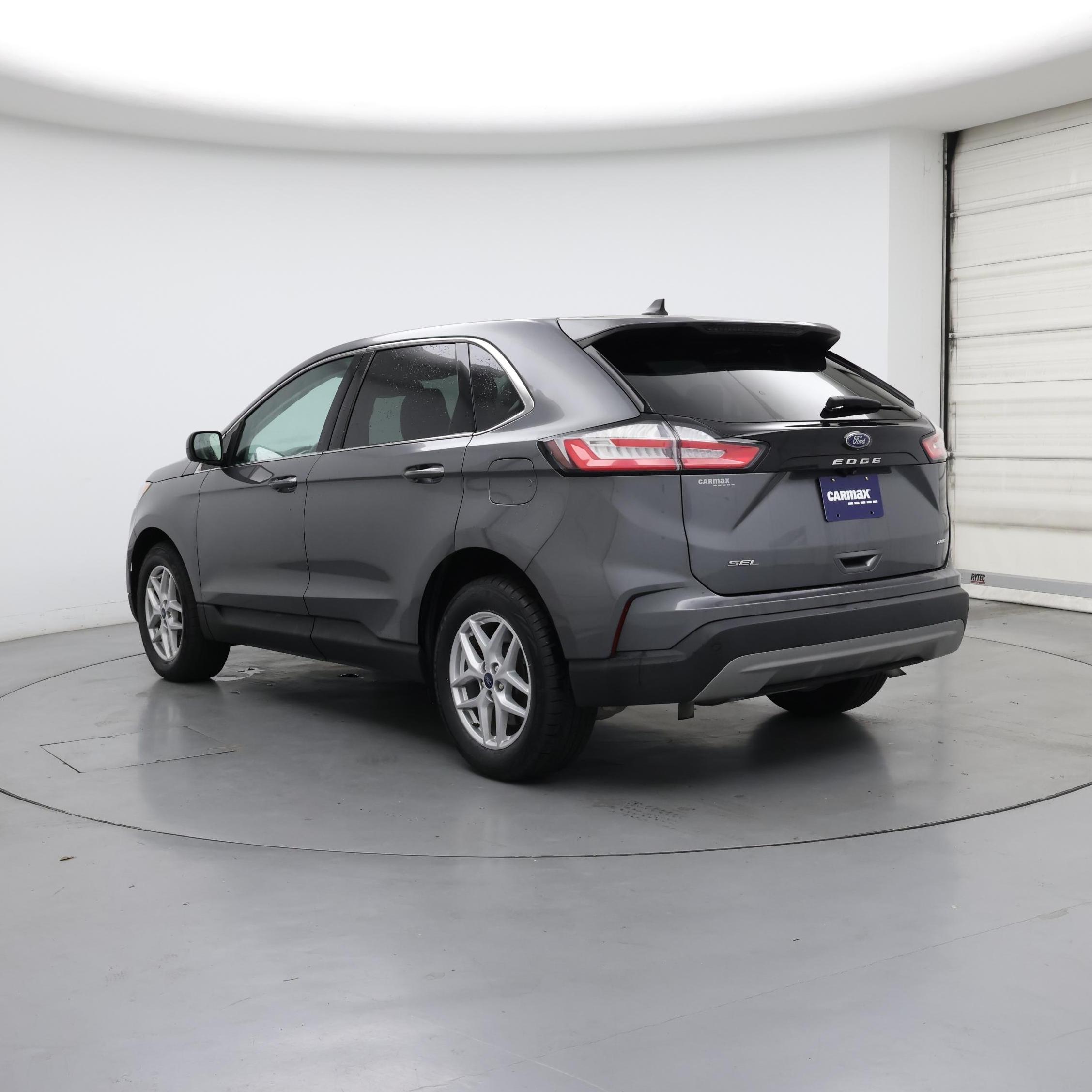 Thumbnail: 2021 Ford Edge - 2