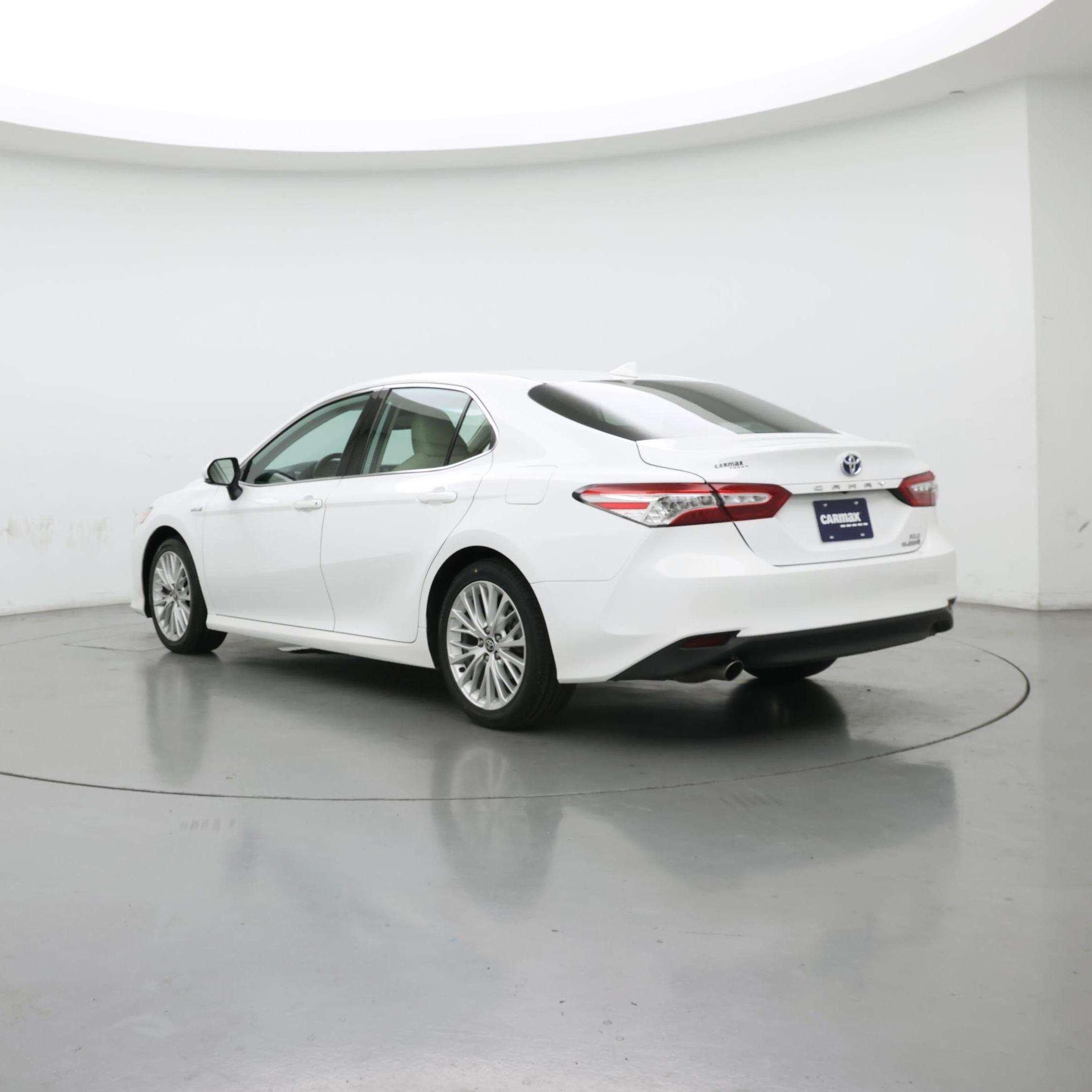 Thumbnail: 2020 Toyota Camry - 2