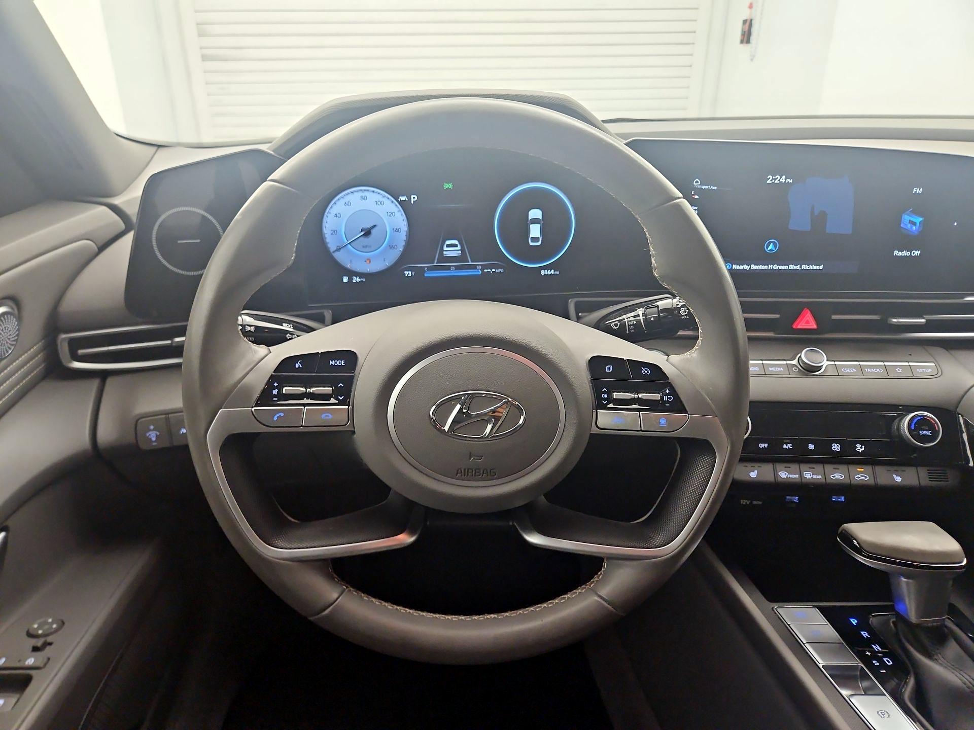 Thumbnail: 2023 Hyundai Elantra - 10
