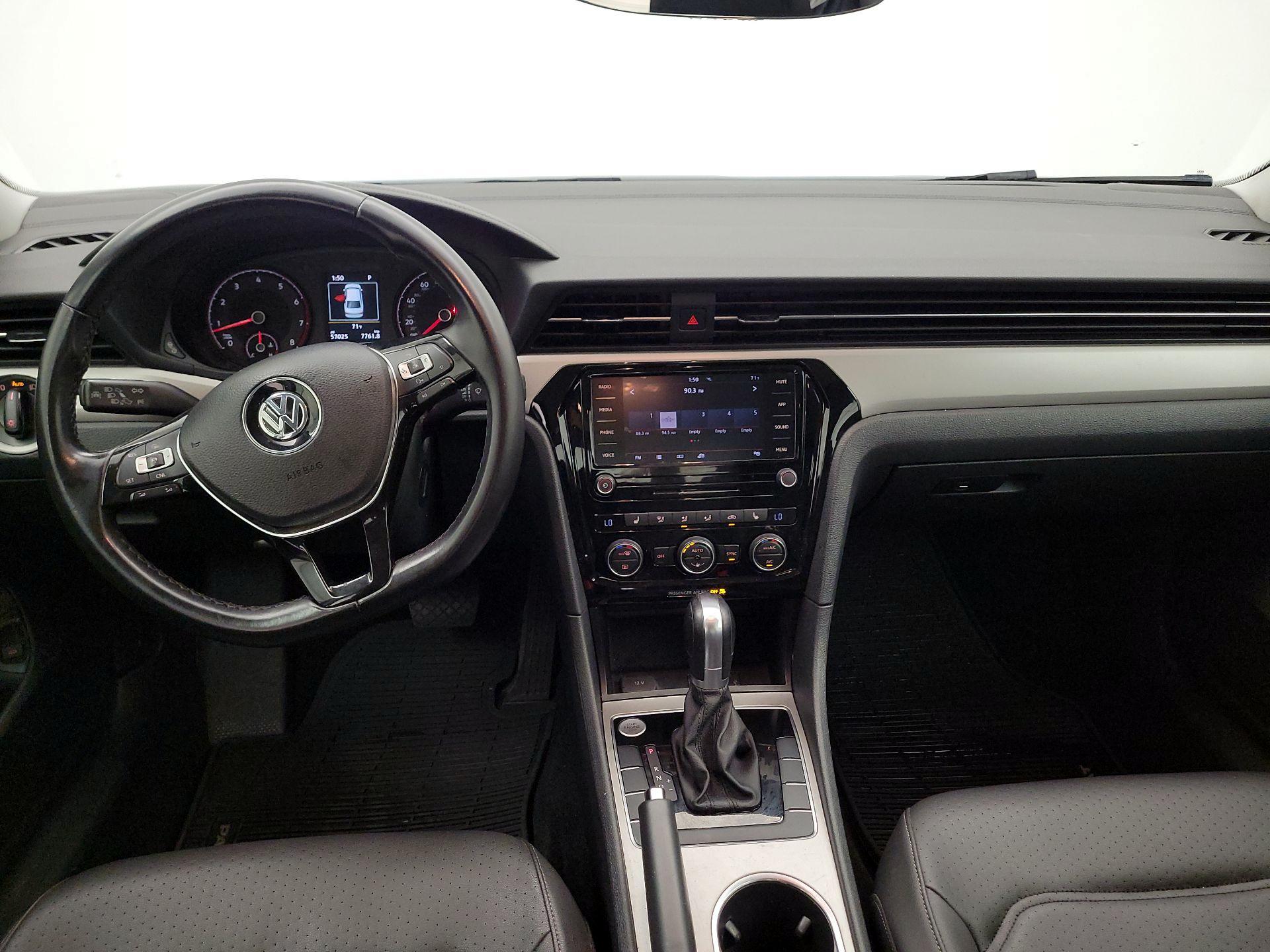 Thumbnail: 2020 Volkswagen Passat - 9