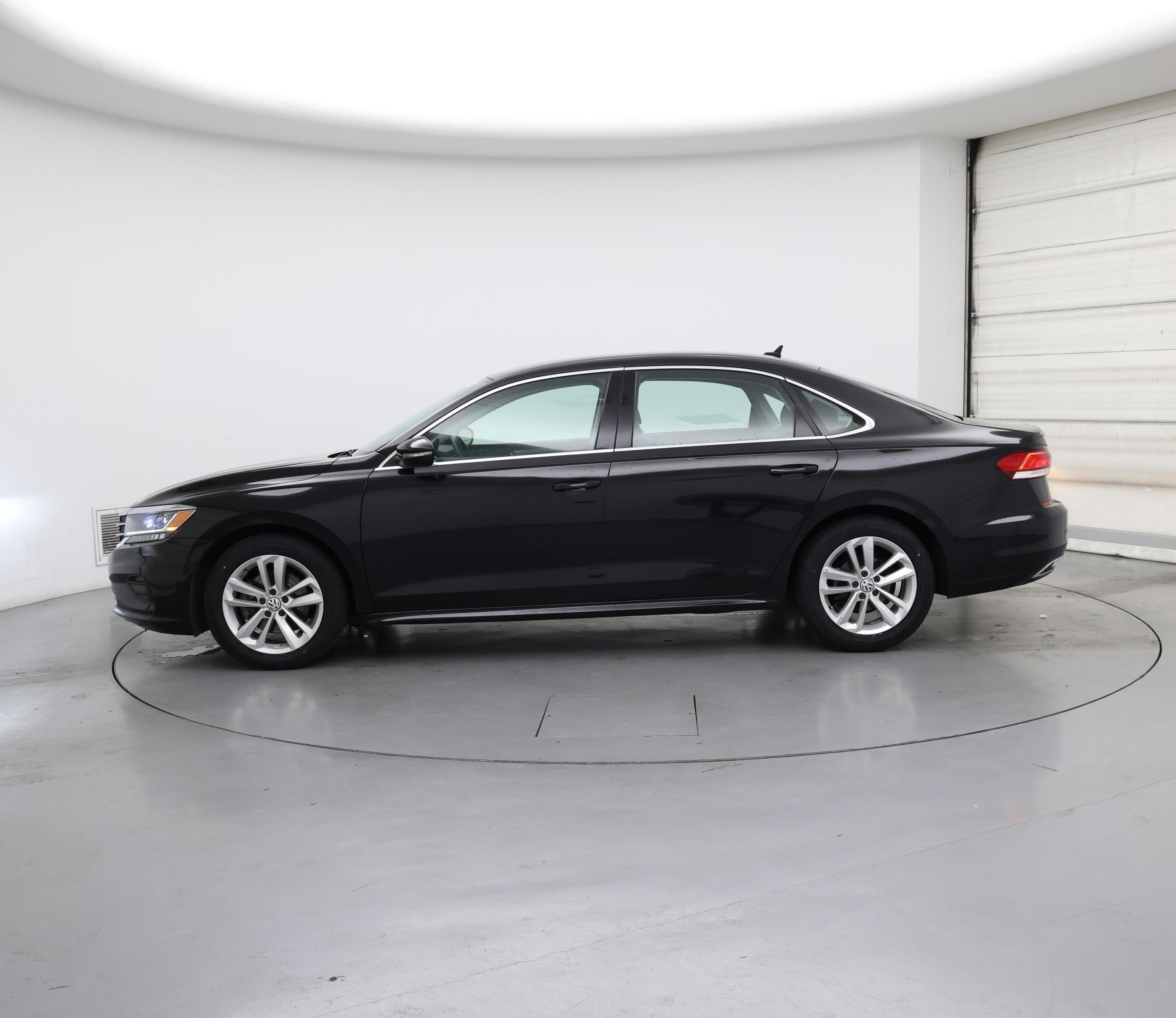 Thumbnail: 2020 Volkswagen Passat - 3