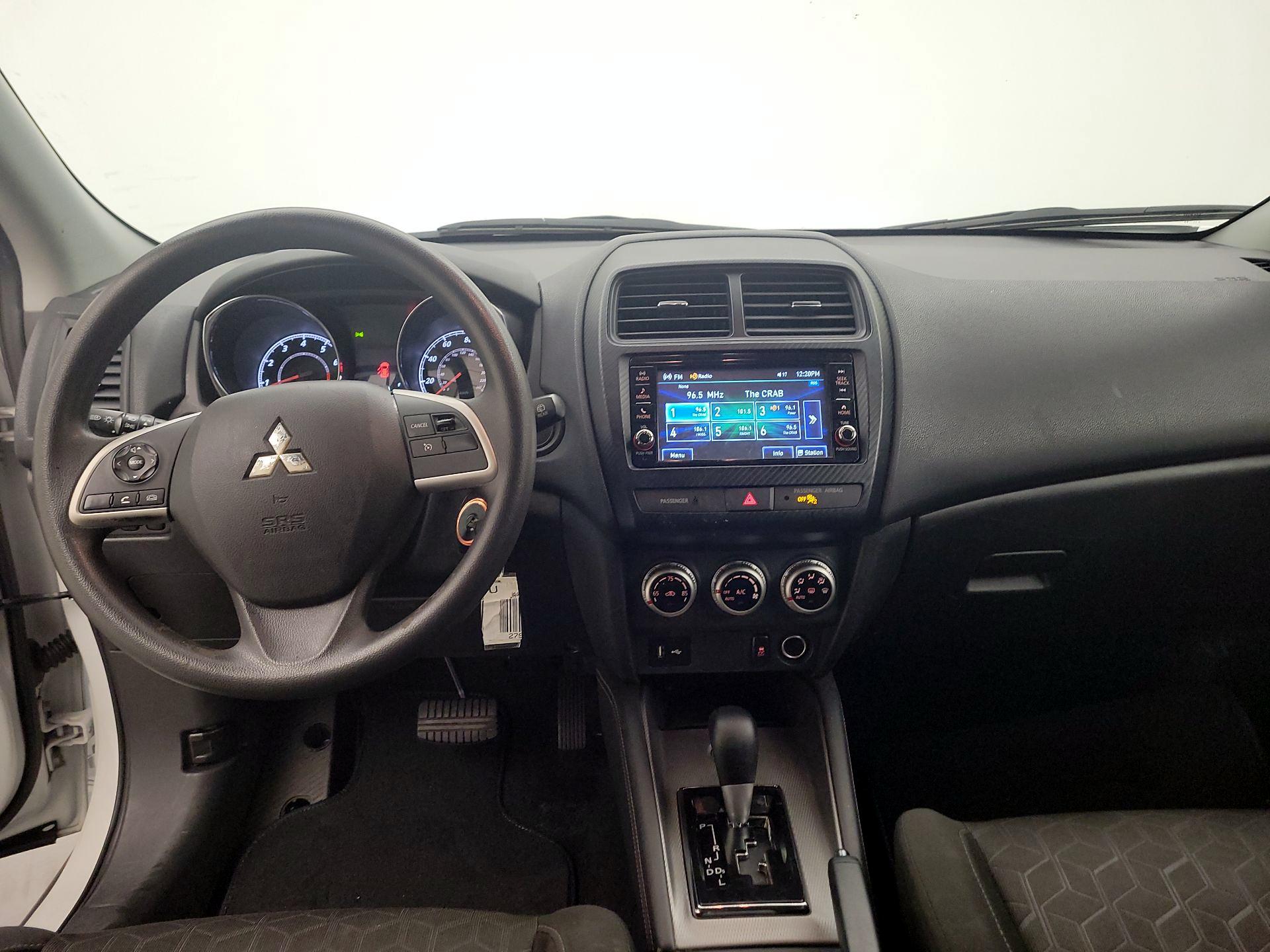 Thumbnail: 2021 Mitsubishi Outlander Sport - 9