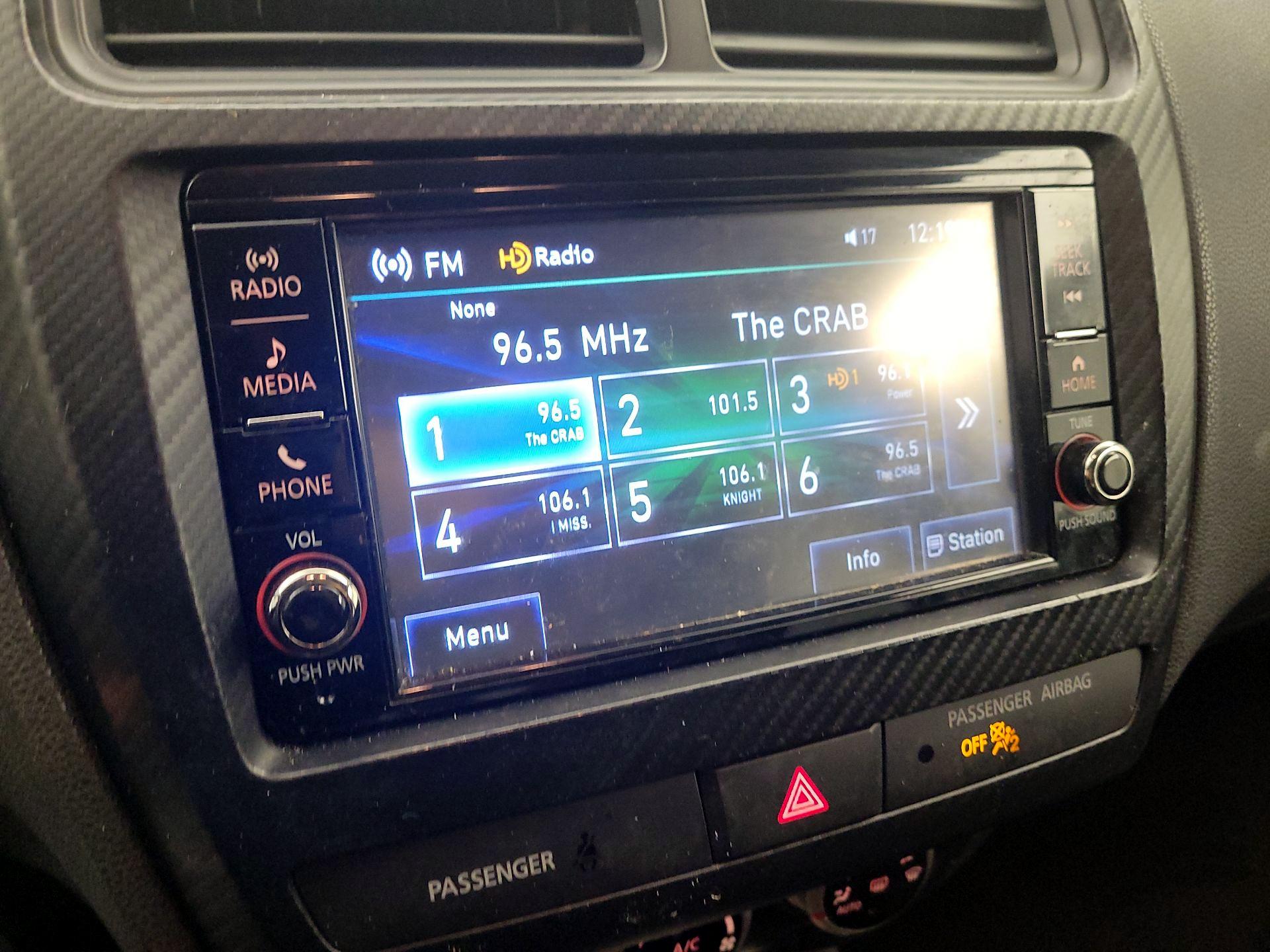 Thumbnail: 2021 Mitsubishi Outlander Sport - 13
