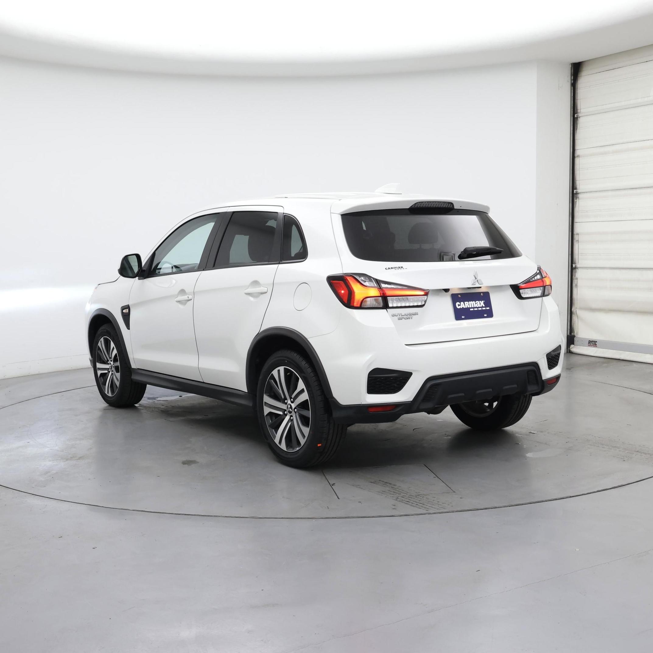 Thumbnail: 2021 Mitsubishi Outlander Sport - 2