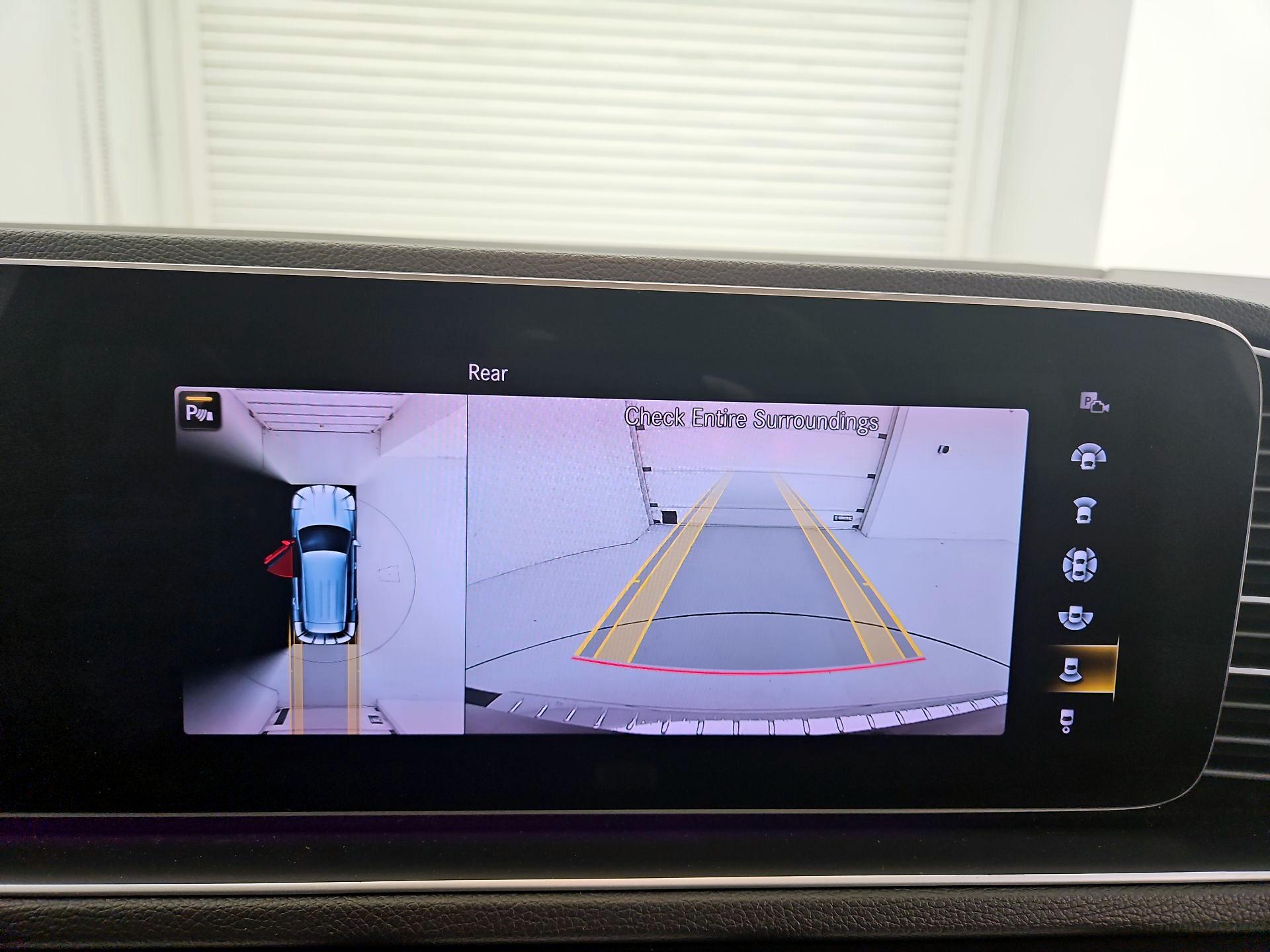 Thumbnail: 2020 Mercedes-Benz GLE - 15