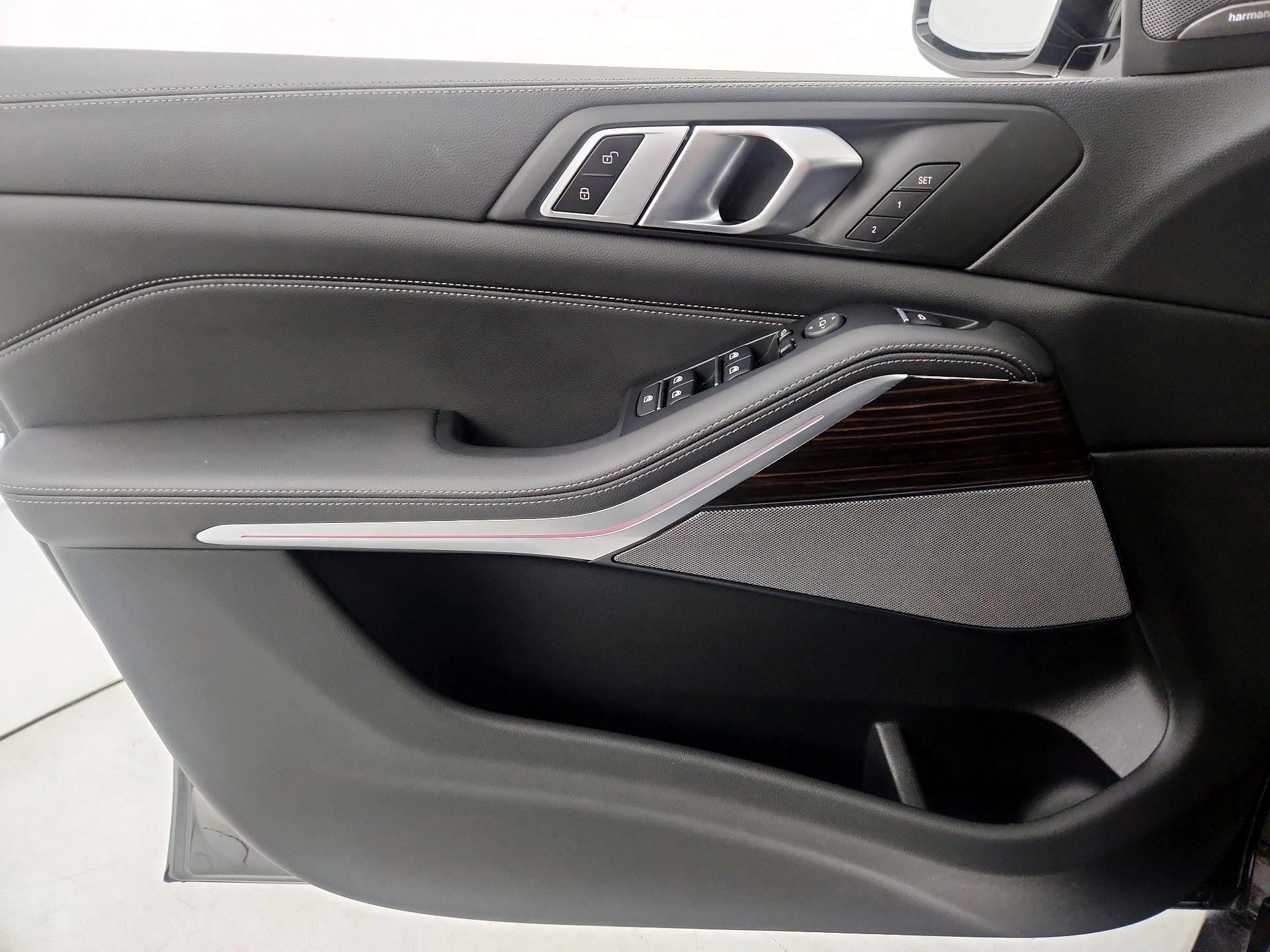 Thumbnail: 2020 BMW X5 - 12