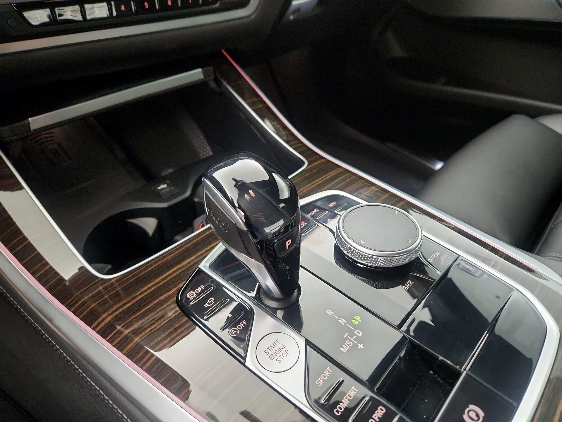 Thumbnail: 2020 BMW X5 - 18
