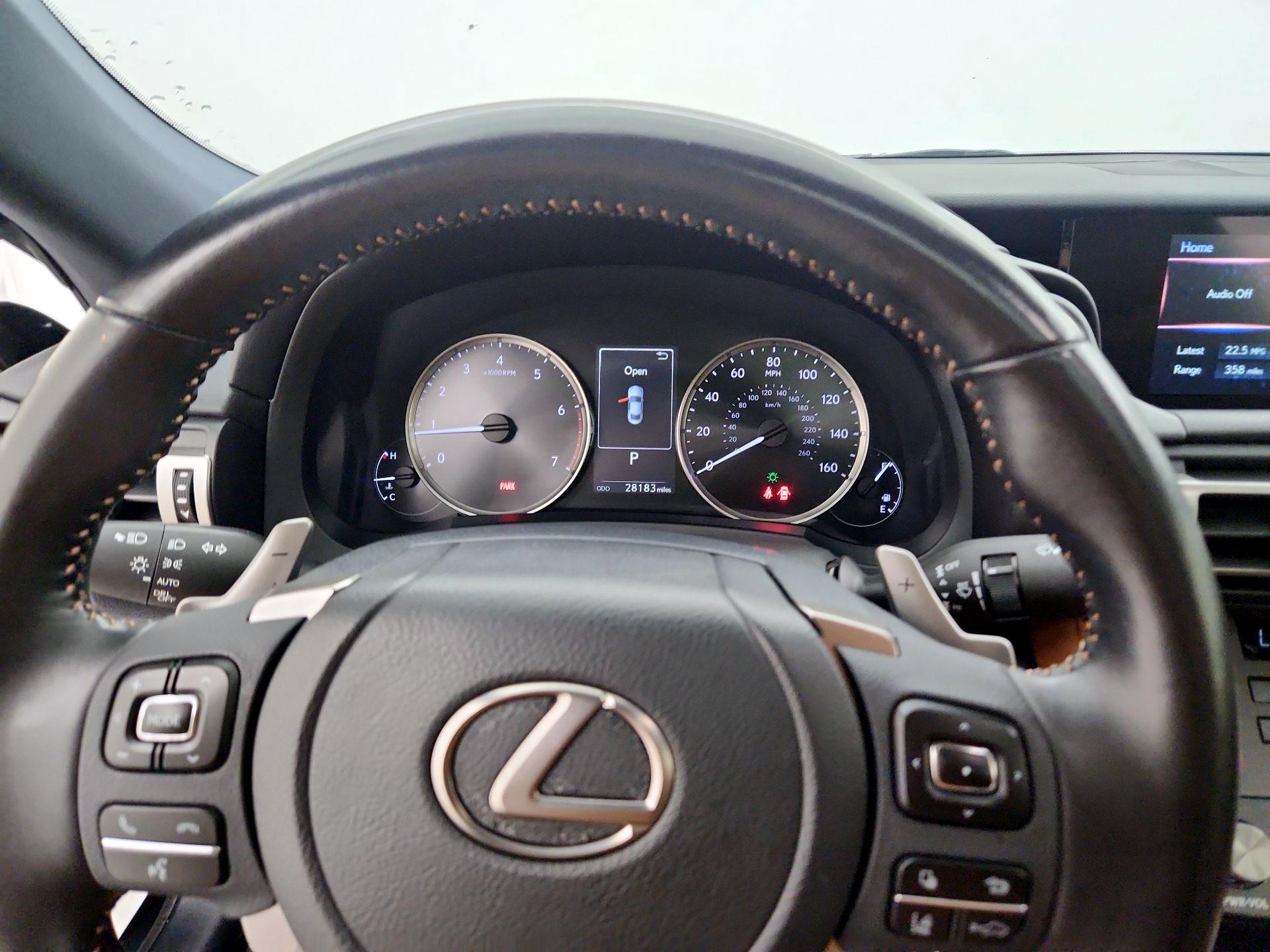 Thumbnail: 2022 Lexus RC - 10