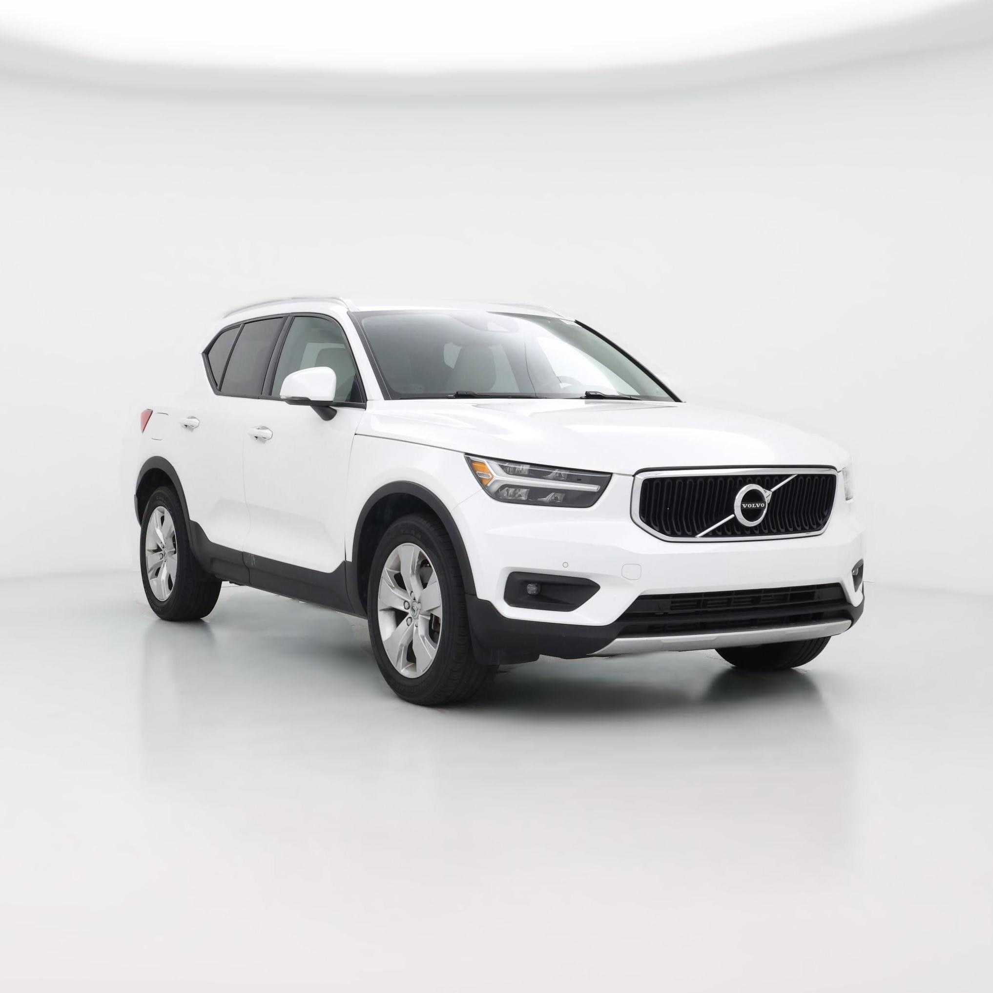 Thumbnail: 2022 Volvo XC40 - 1