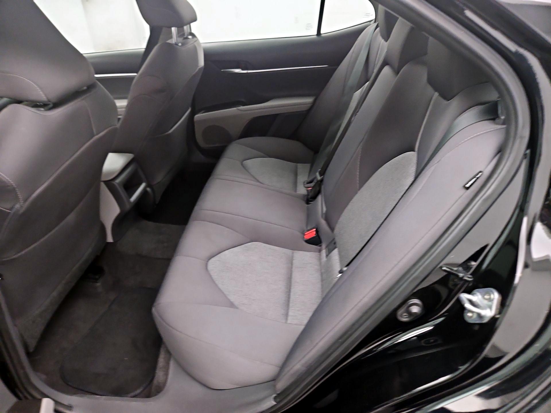 Thumbnail: 2021 Toyota Camry - 18