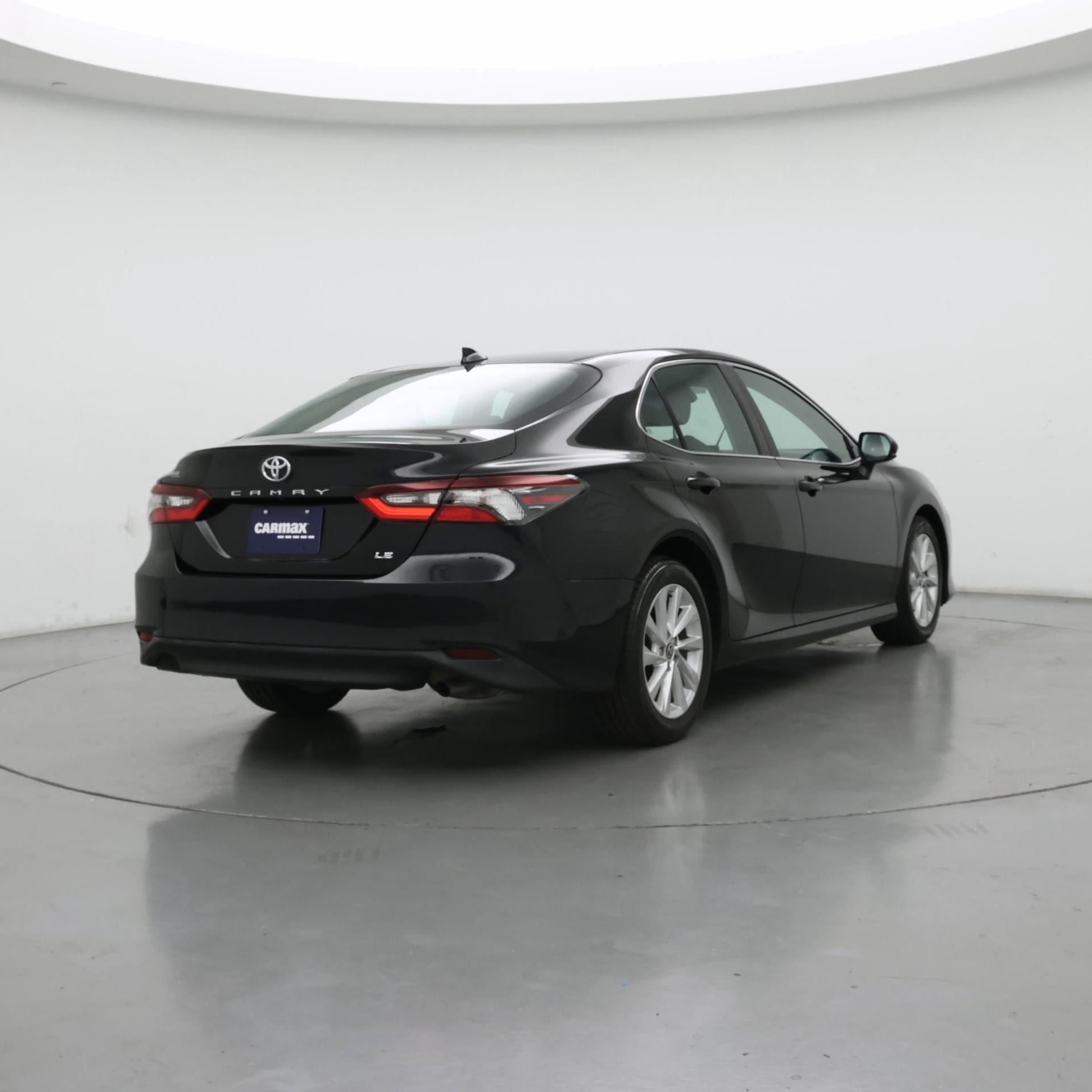 Thumbnail: 2021 Toyota Camry - 8