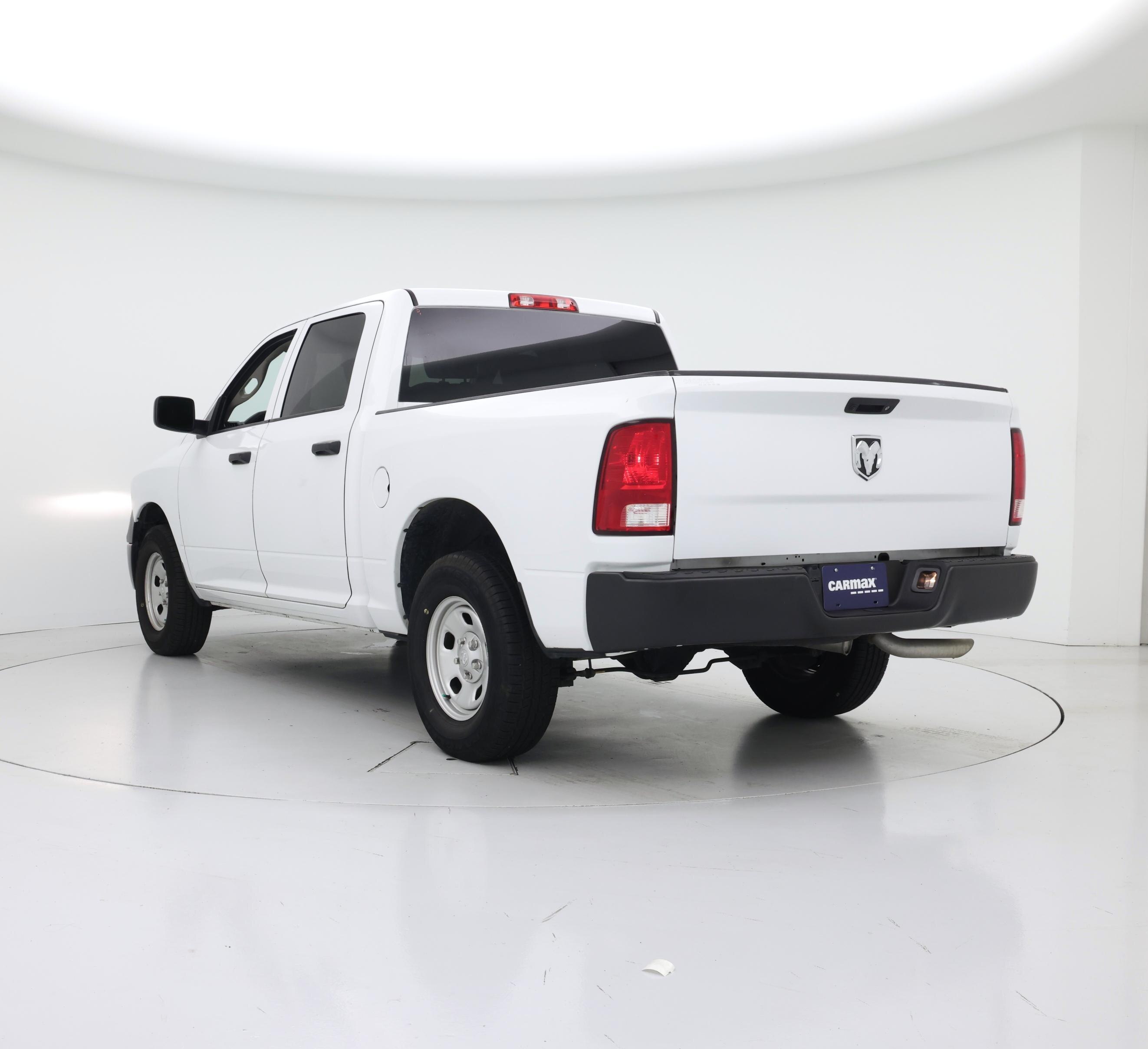 Thumbnail: 2022 RAM 1500 Classic - 2