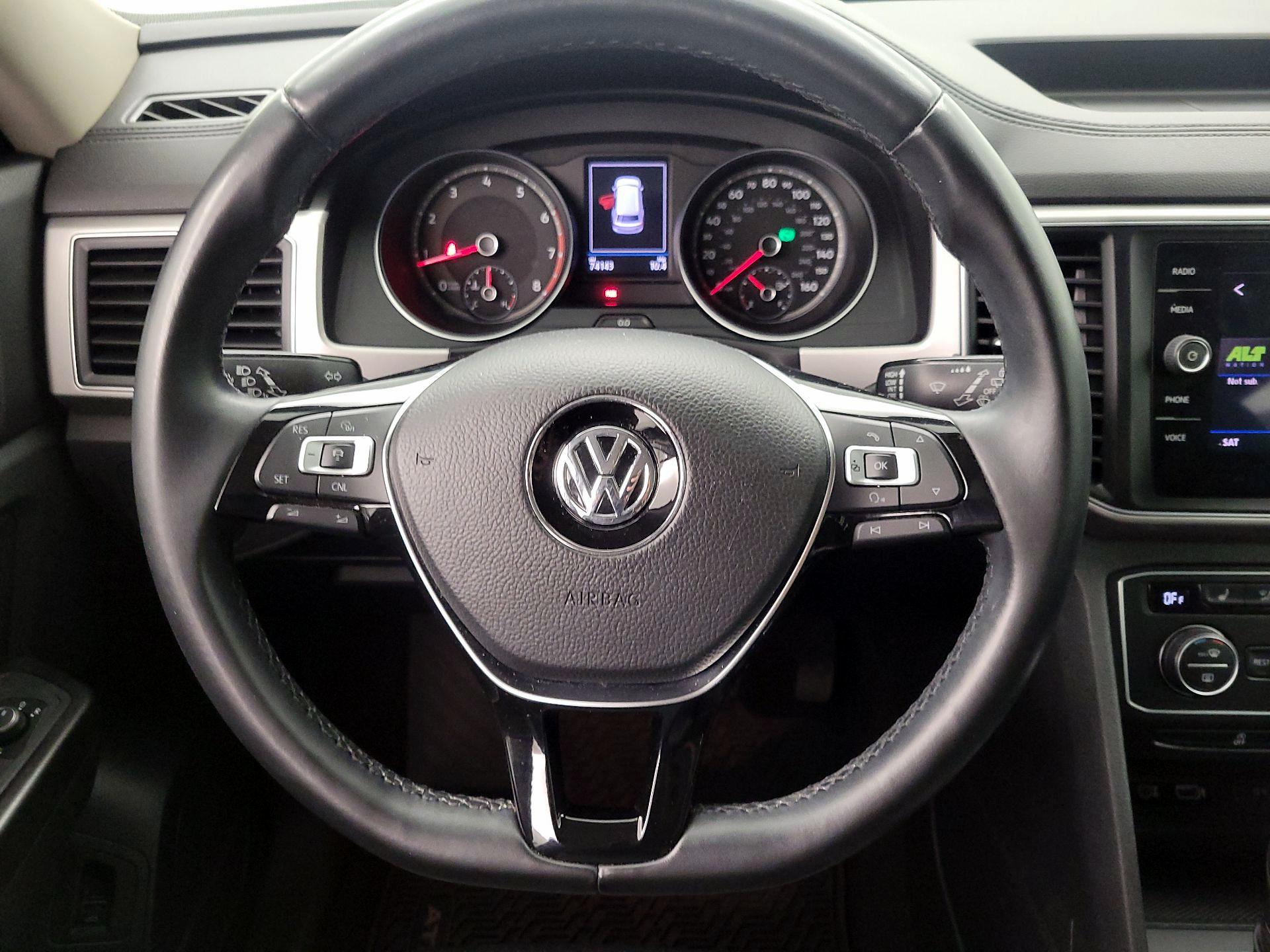 Thumbnail: 2018 Volkswagen Atlas - 10