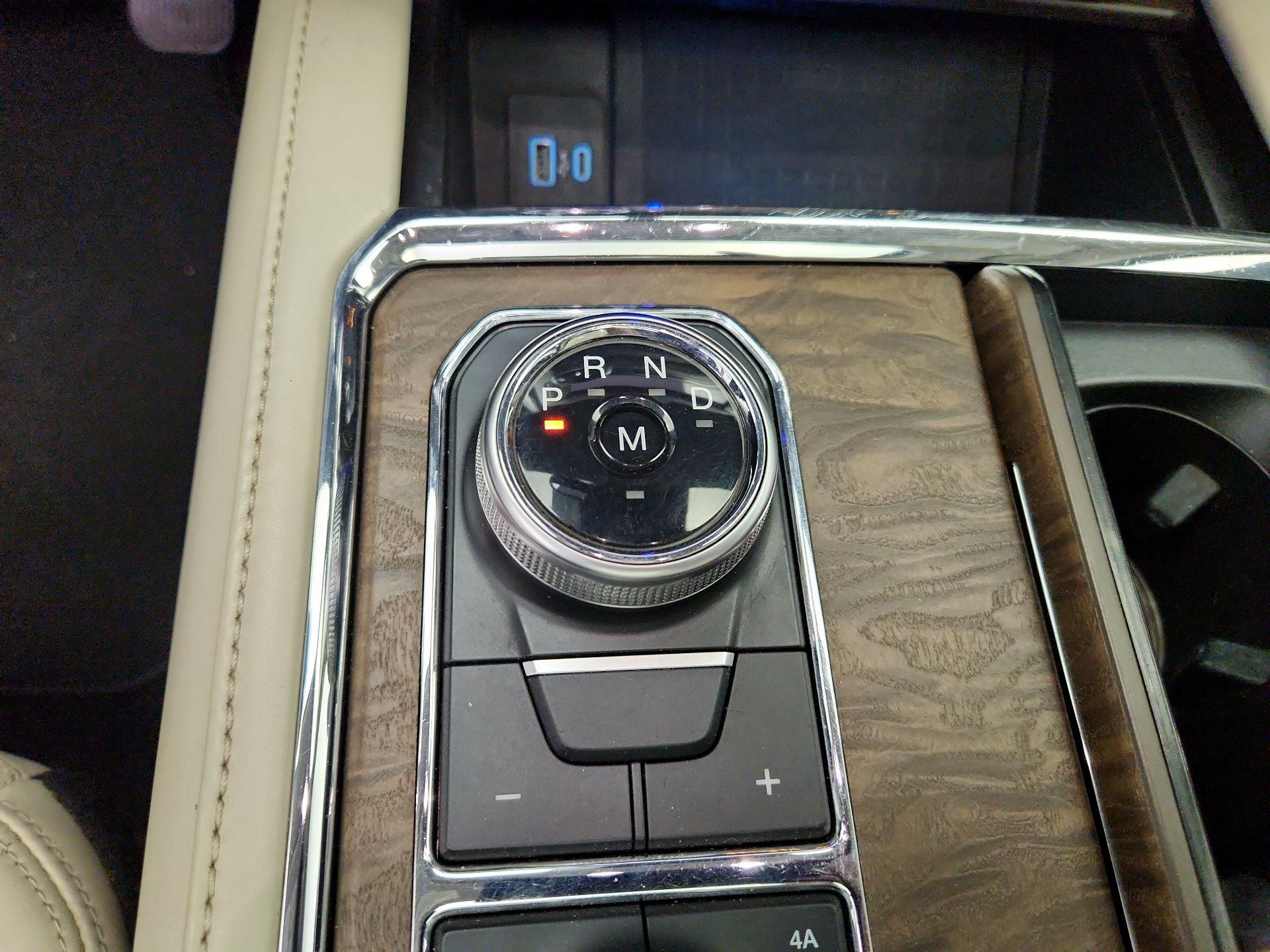 Thumbnail: 2020 Ford Expedition - 18