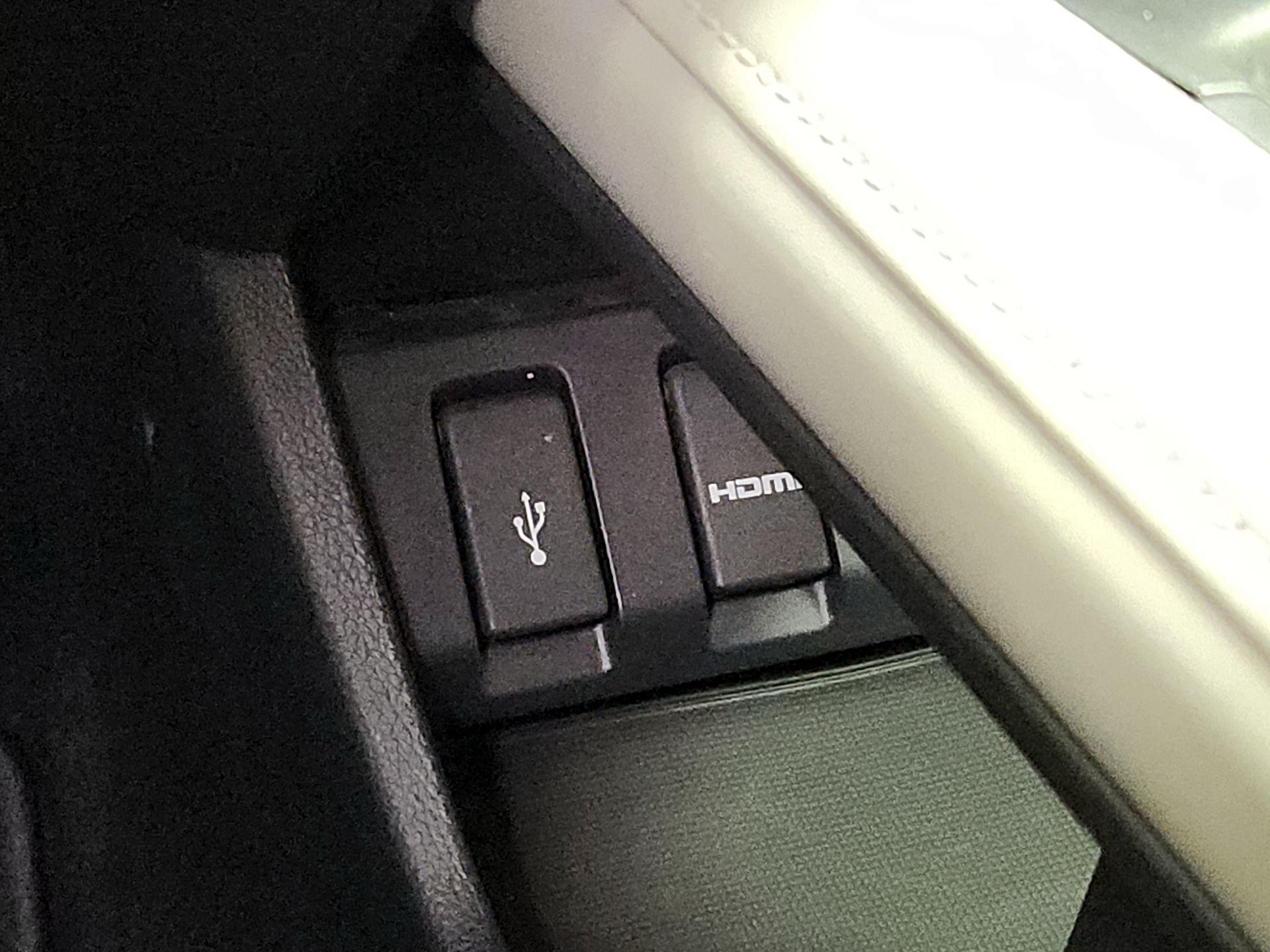 Thumbnail: 2016 Honda HR-V - 19