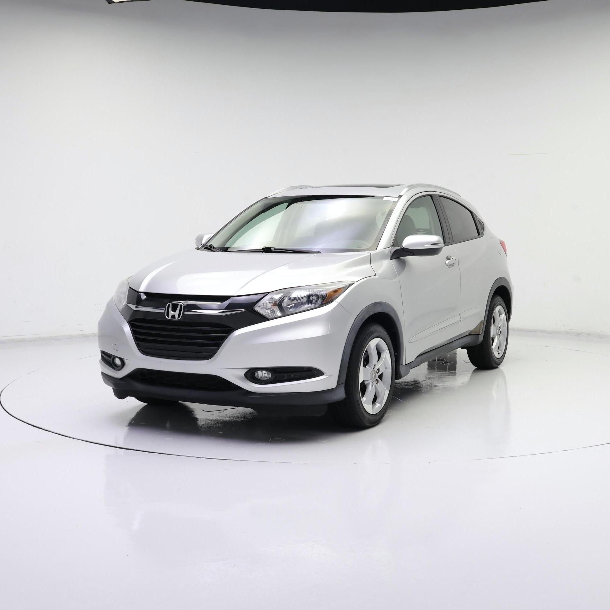 Thumbnail: 2016 Honda HR-V - 4