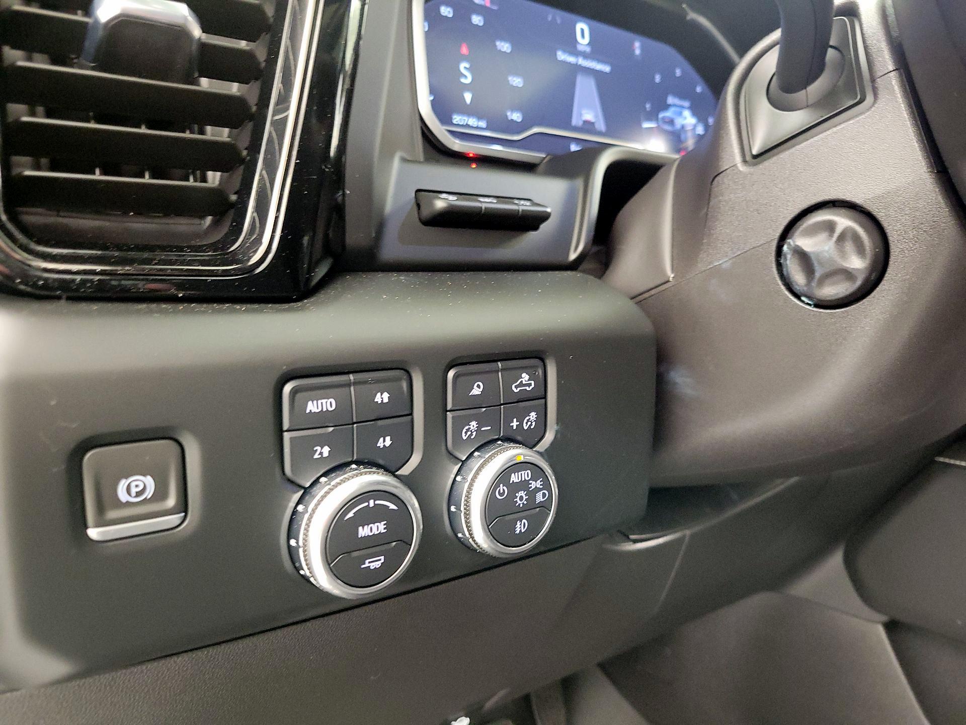 Thumbnail: 2024 GMC Sierra 1500 - 11