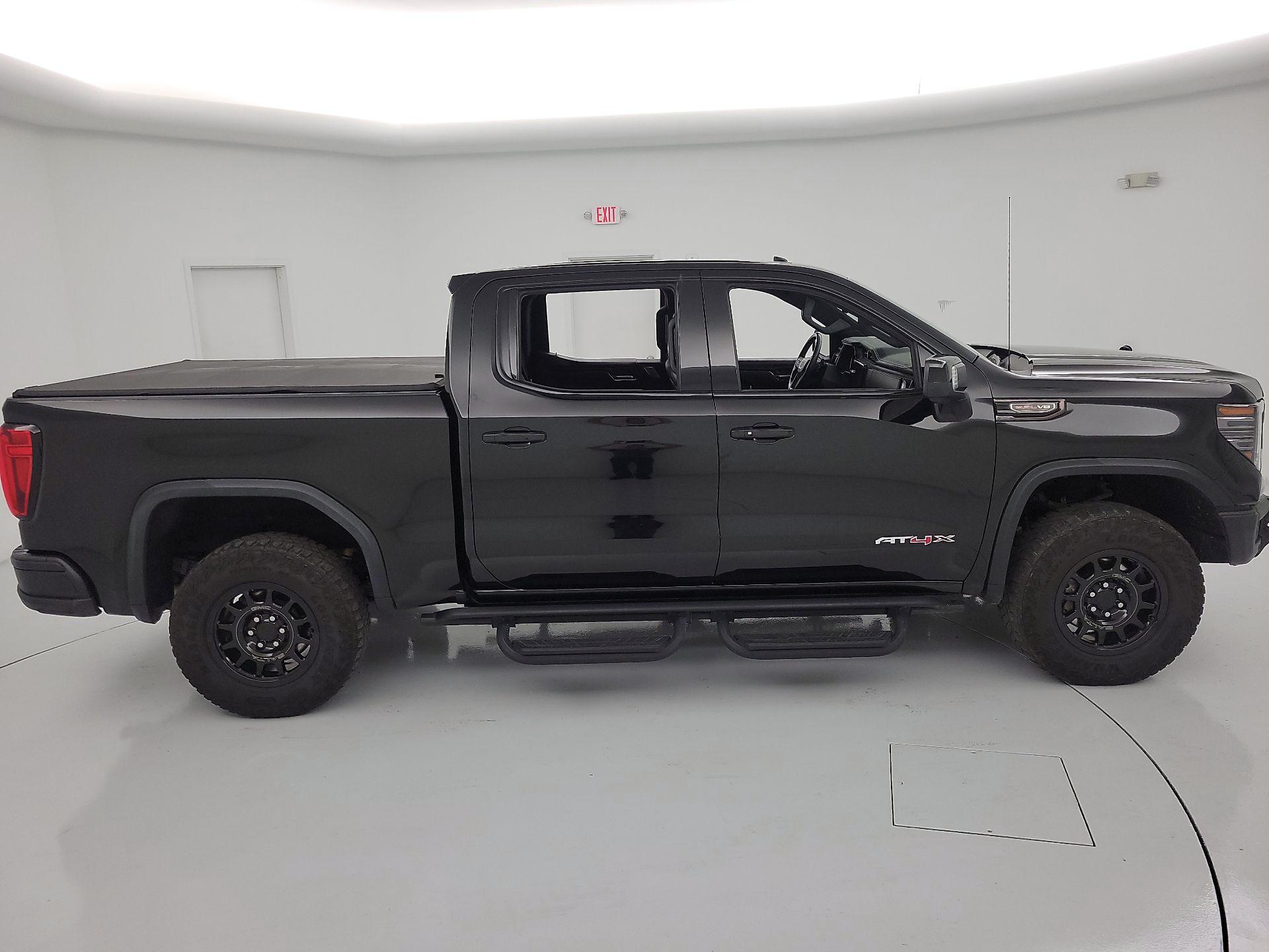 Thumbnail: 2024 GMC Sierra 1500 - 4