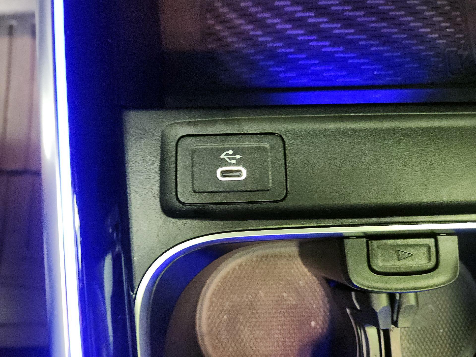 Thumbnail: 2025 Mercedes-Benz GLA - 19