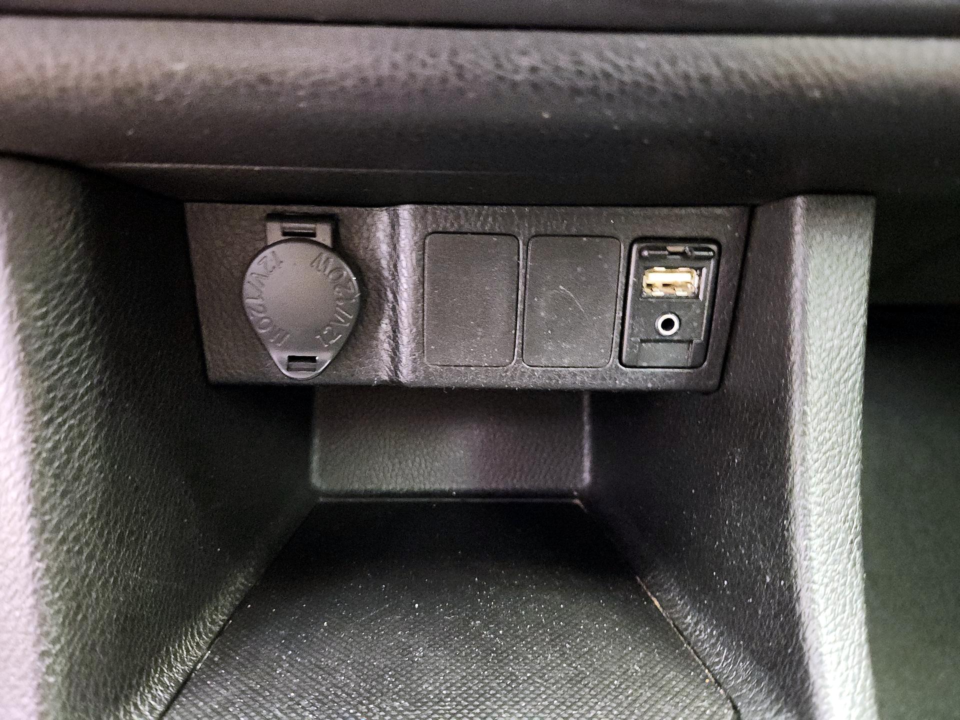 Thumbnail: 2019 Toyota Corolla - 18