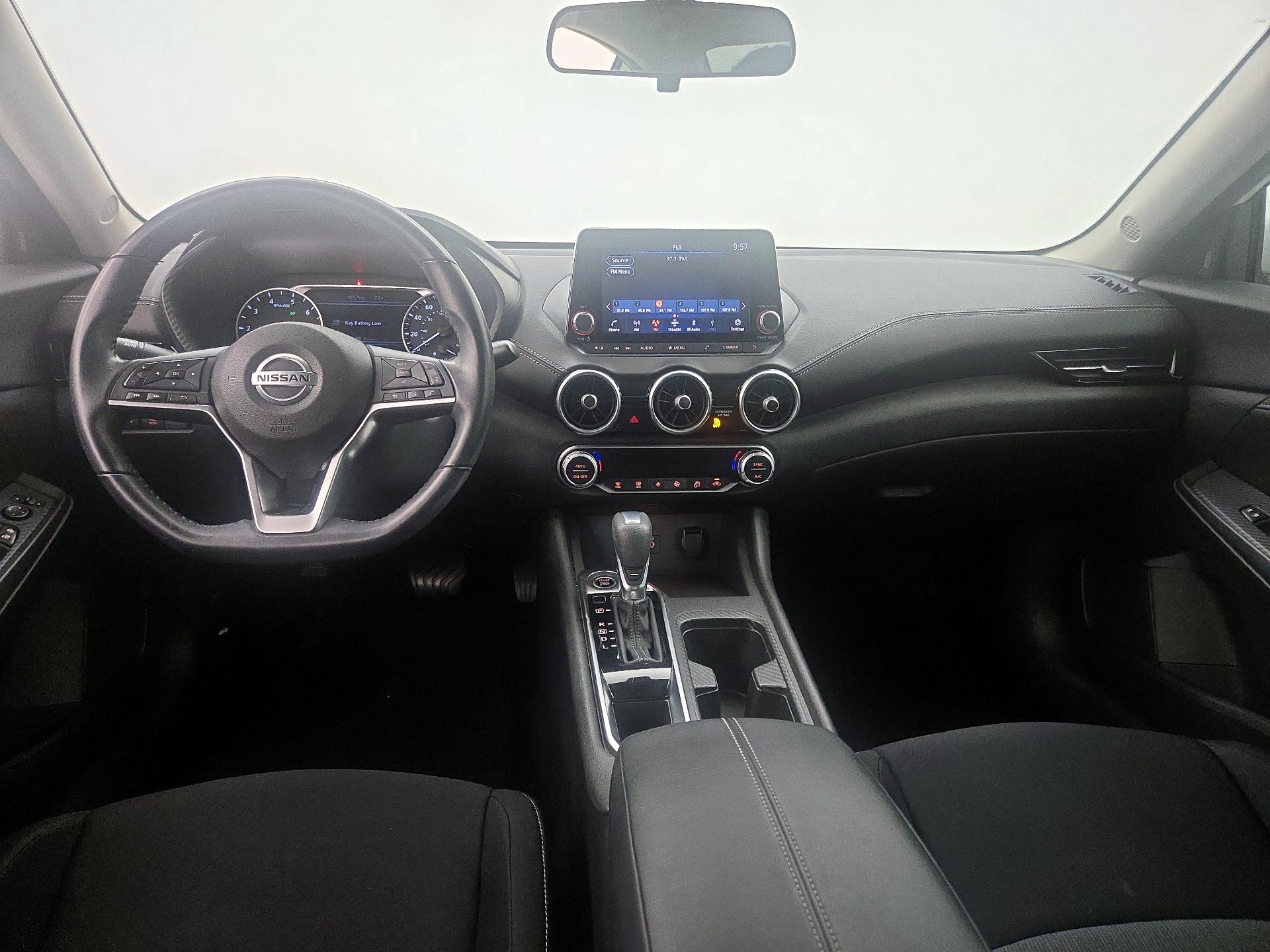 Thumbnail: 2020 Nissan Sentra - 9