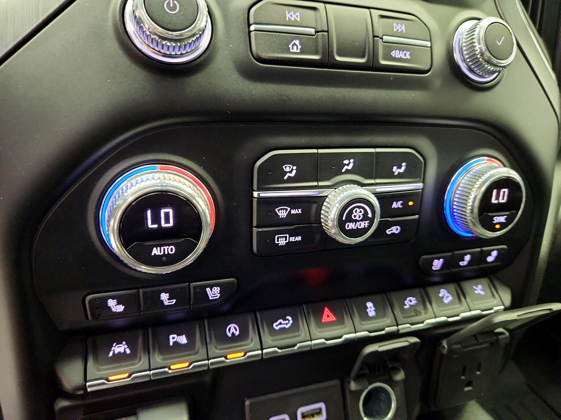 Thumbnail: 2020 GMC Sierra 1500 - 17
