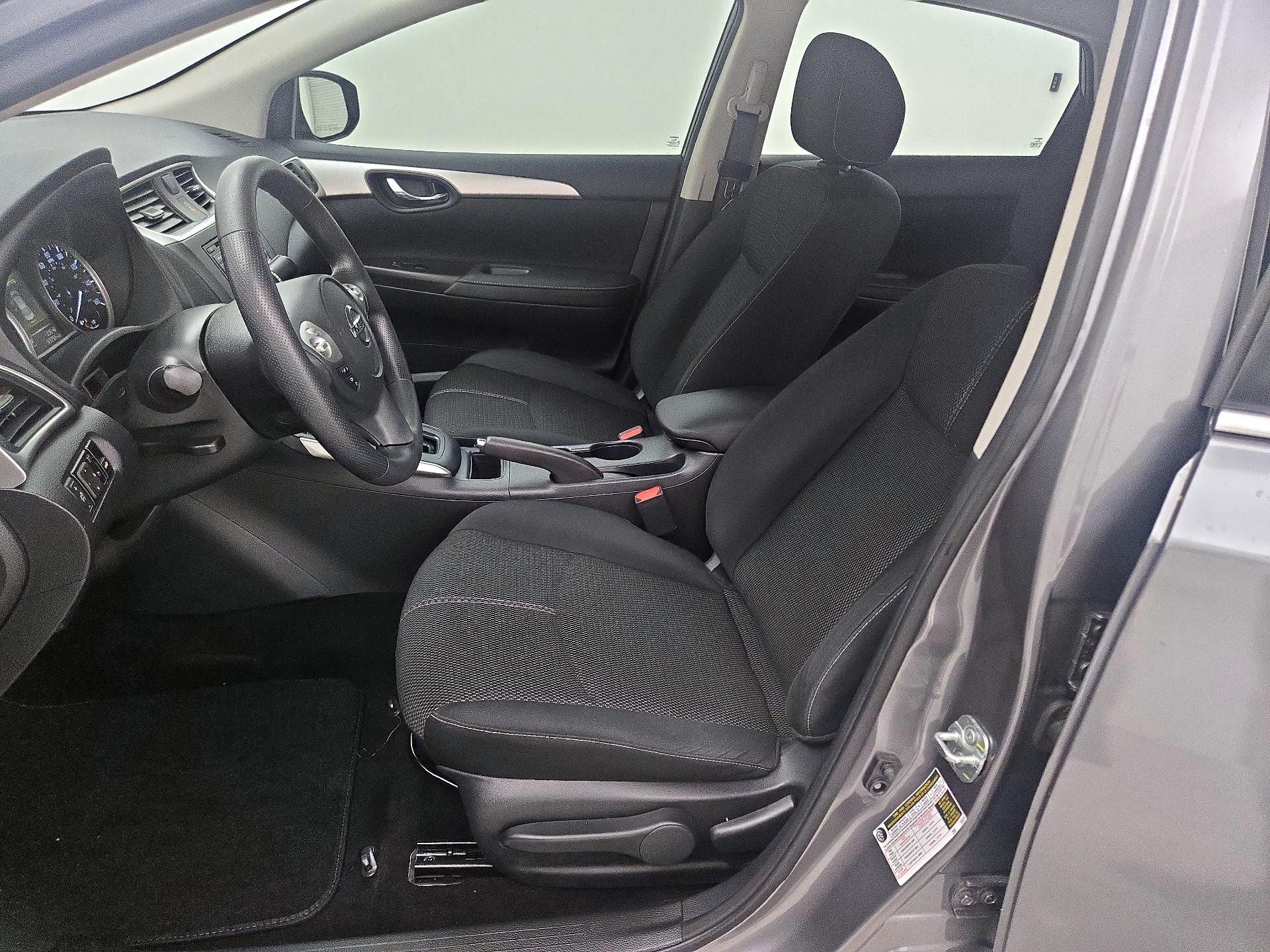 Thumbnail: 2018 Nissan Sentra - 11