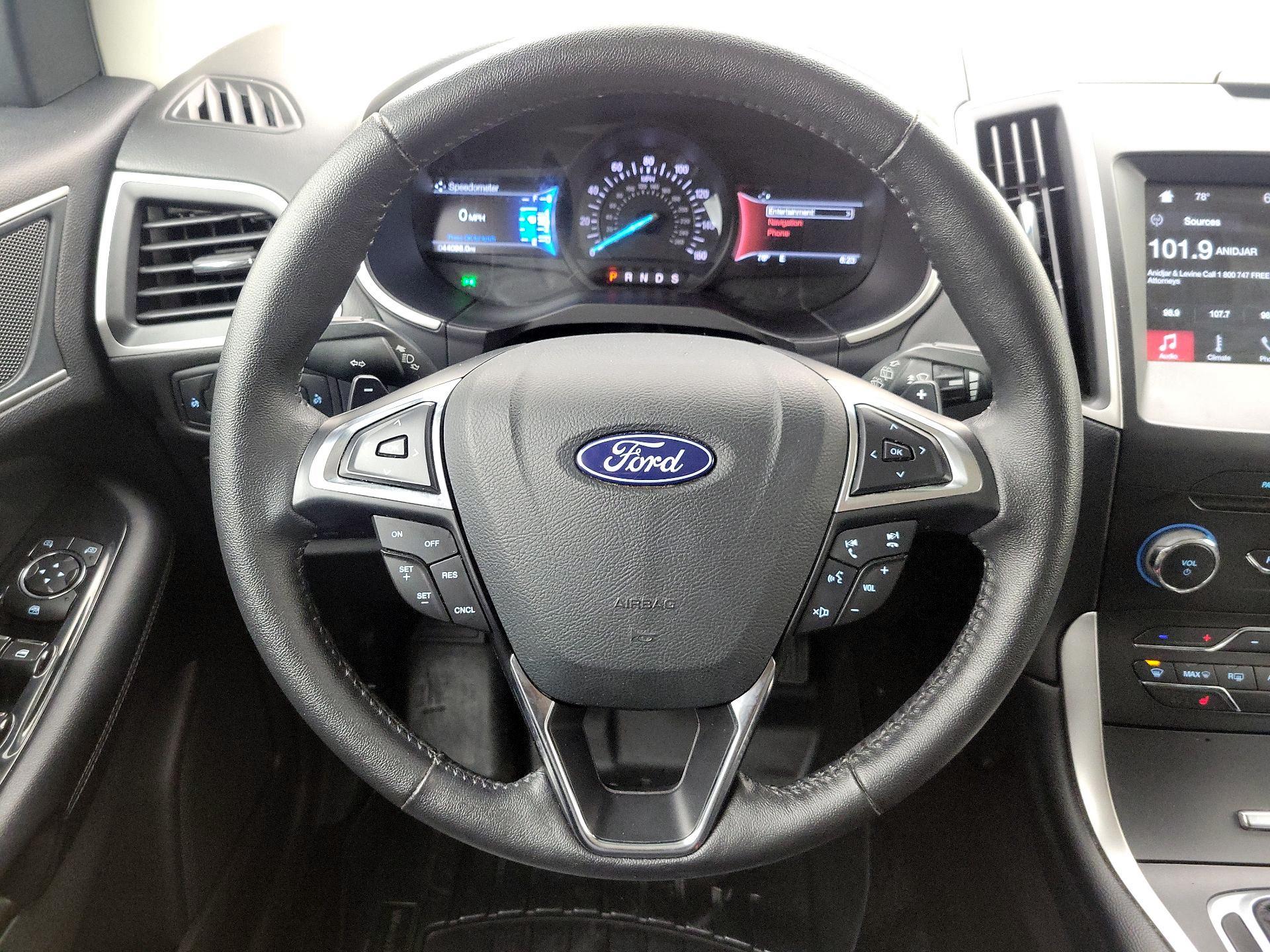 Thumbnail: 2018 Ford Edge - 10