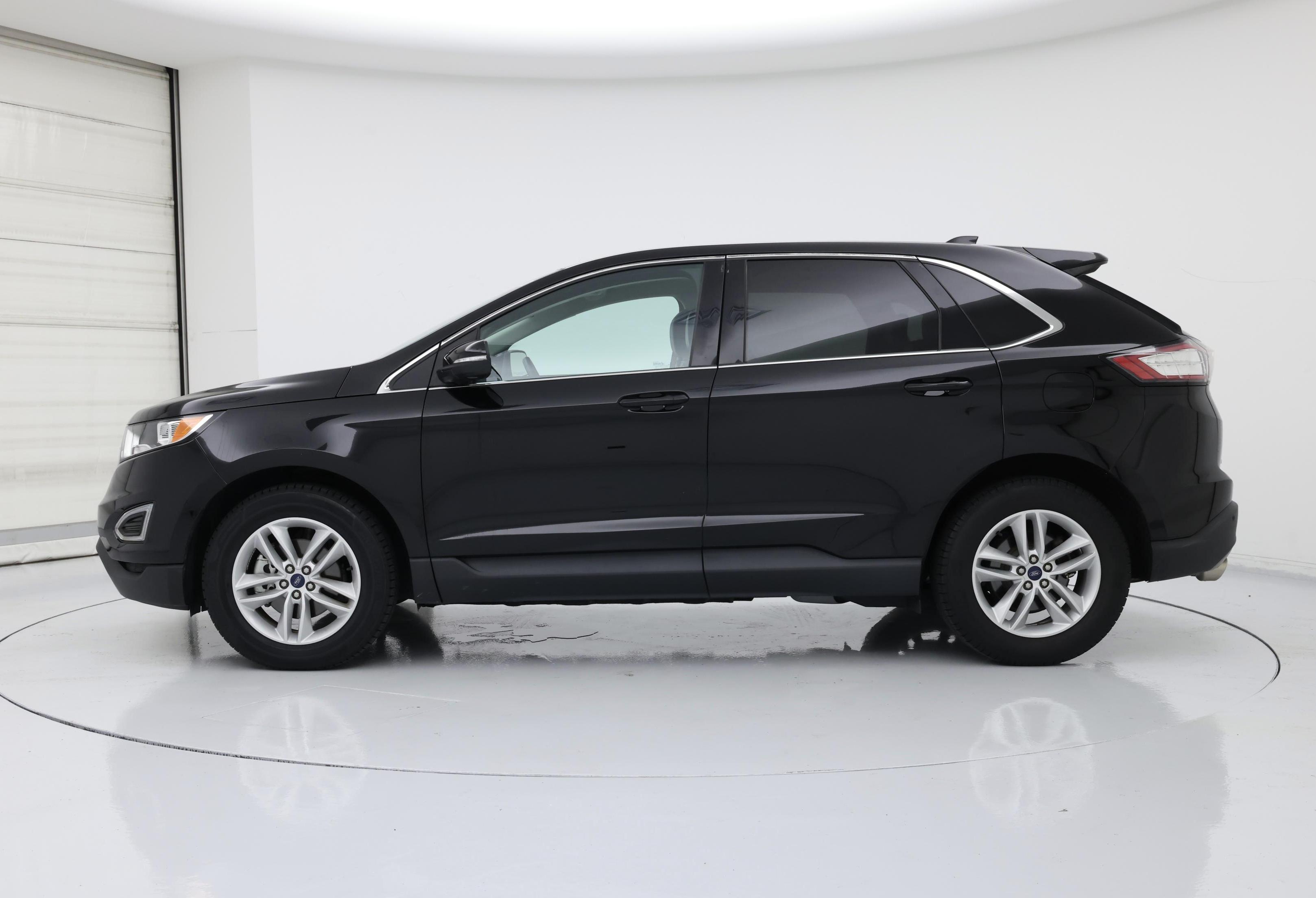 Thumbnail: 2018 Ford Edge - 3