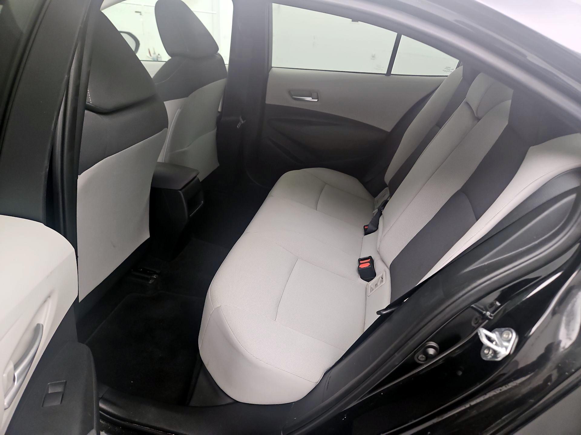 Thumbnail: 2021 Toyota Corolla - 16