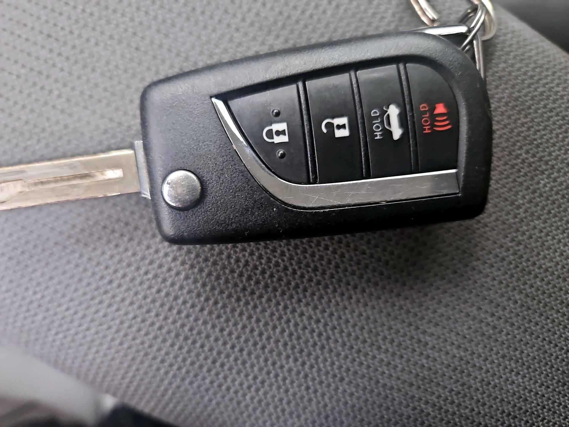 Thumbnail: 2021 Toyota Corolla - 19