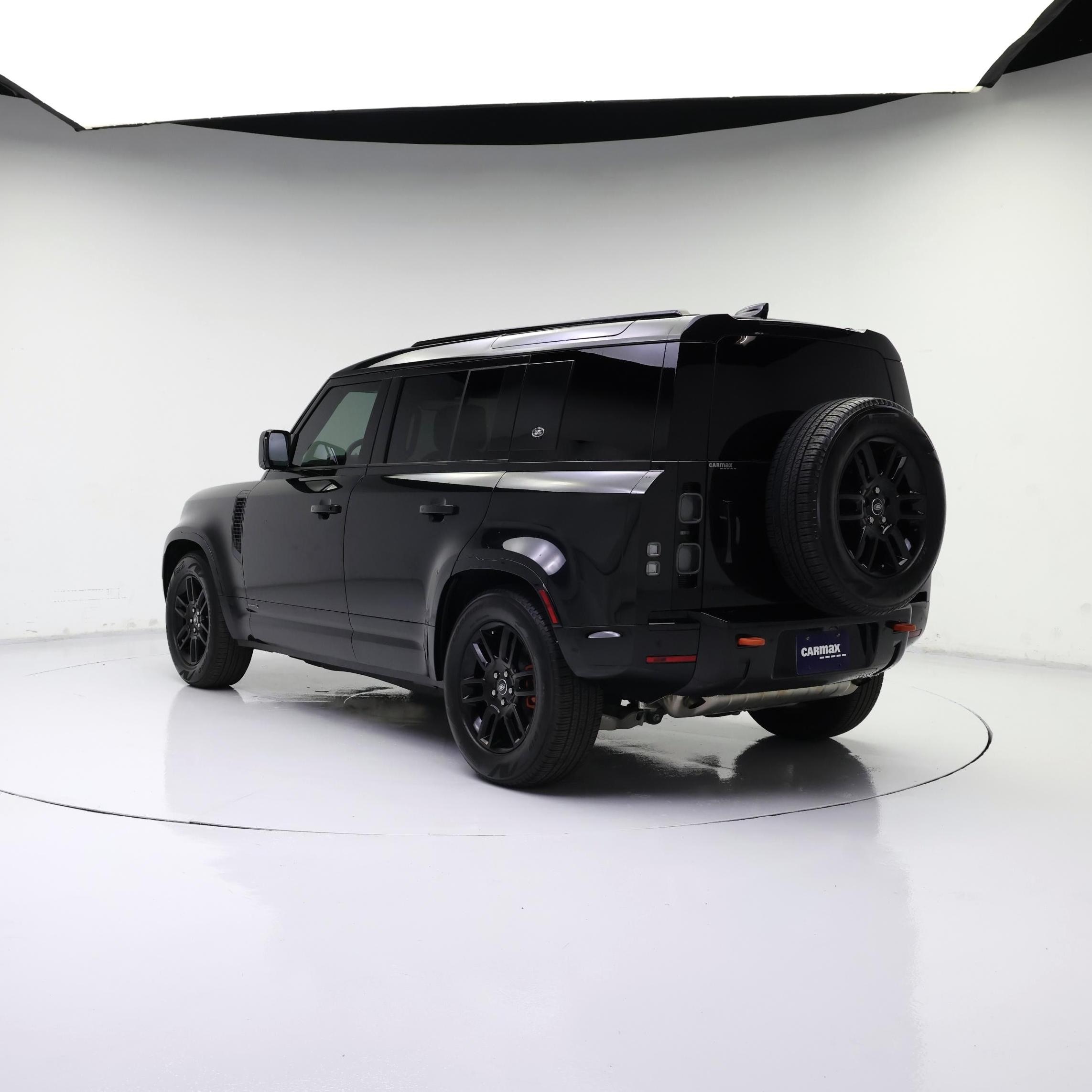 Thumbnail: 2023 Land Rover Defender - 2