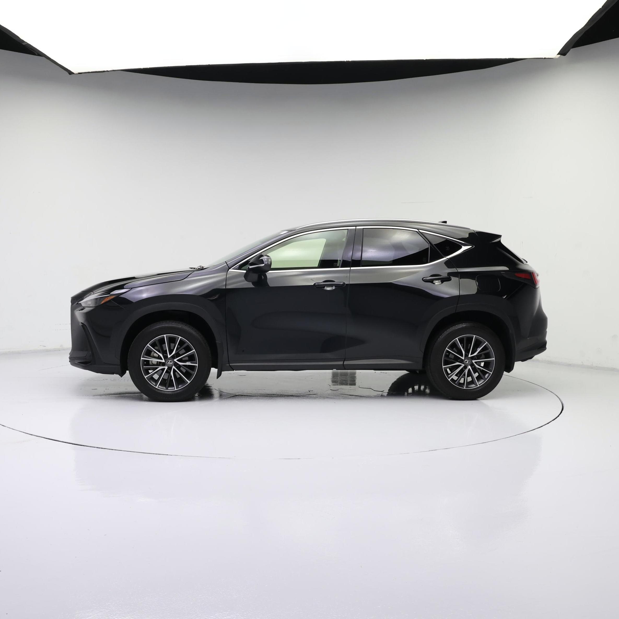 Thumbnail: 2022 Lexus NX - 3